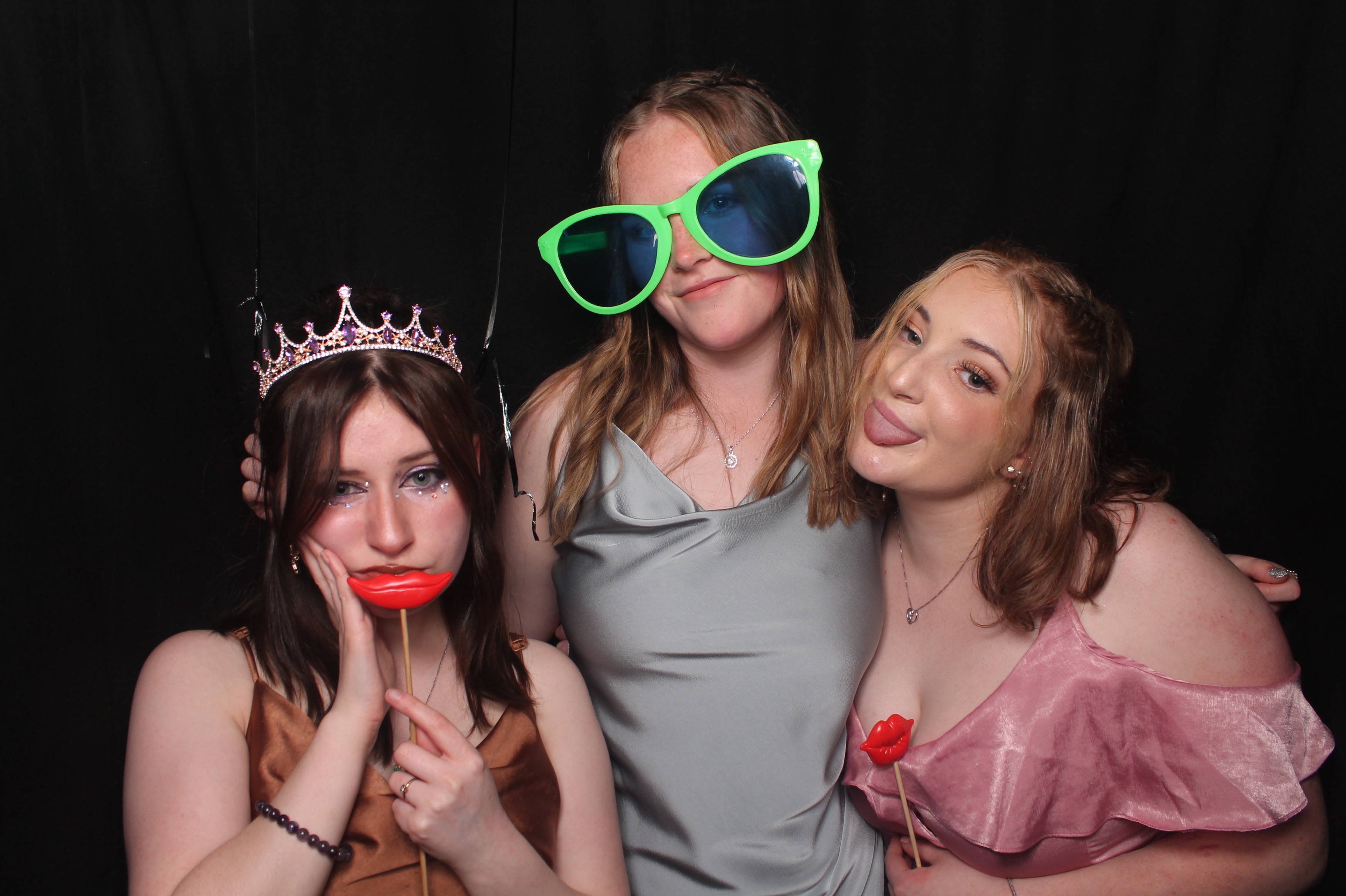 Solway College Ball 2022 | View more photos from the event at wgtngallery.classicphotobooths.co.nz/u/wgtncpbgallery/Solway-College-Ball-2022