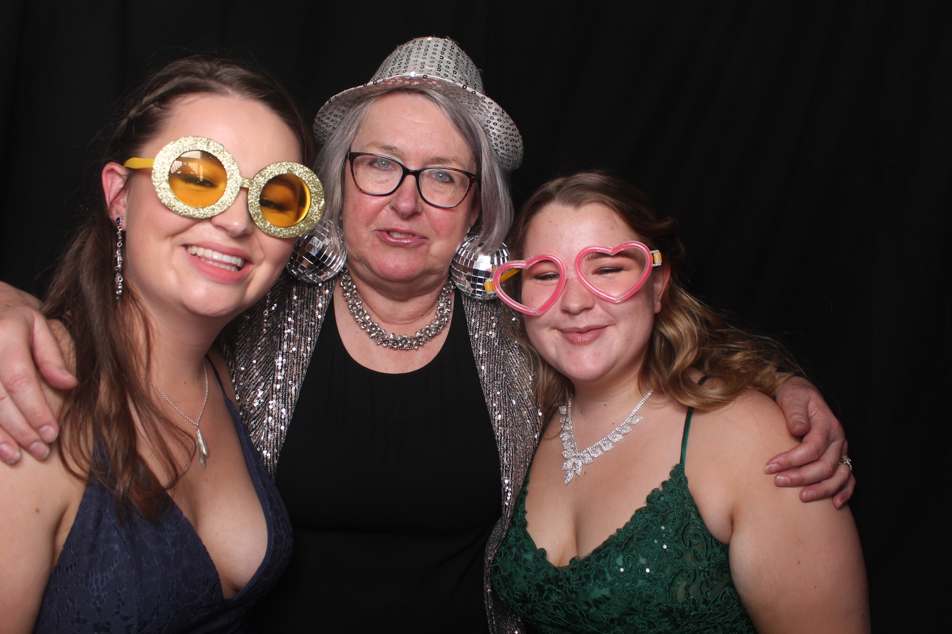 Solway College Ball 2022 | View more photos from the event at wgtngallery.classicphotobooths.co.nz/u/wgtncpbgallery/Solway-College-Ball-2022