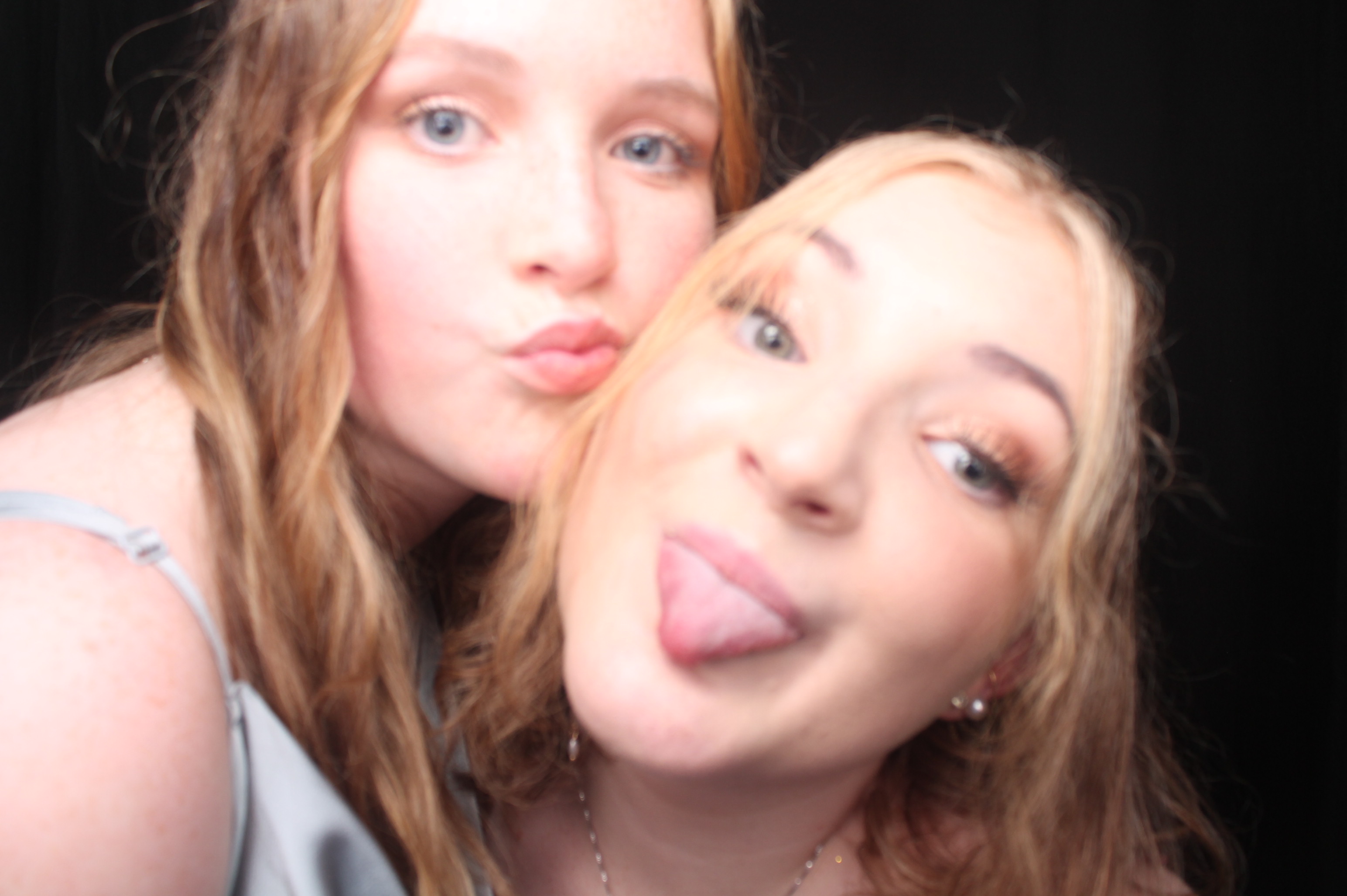 Solway College Ball 2022 | View more photos from the event at wgtngallery.classicphotobooths.co.nz/u/wgtncpbgallery/Solway-College-Ball-2022