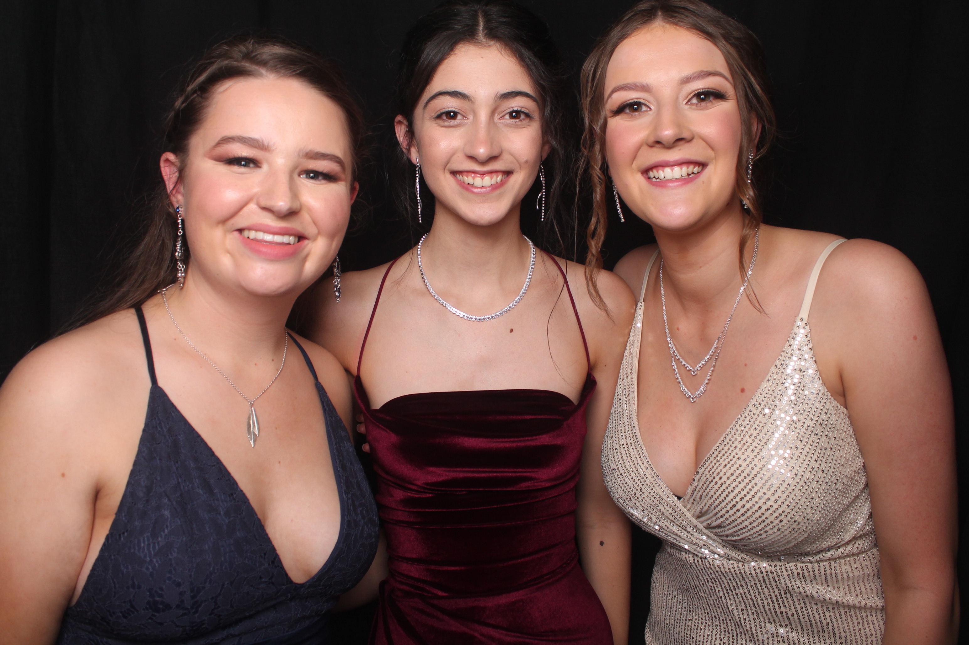 Solway College Ball 2022 | View more photos from the event at wgtngallery.classicphotobooths.co.nz/u/wgtncpbgallery/Solway-College-Ball-2022