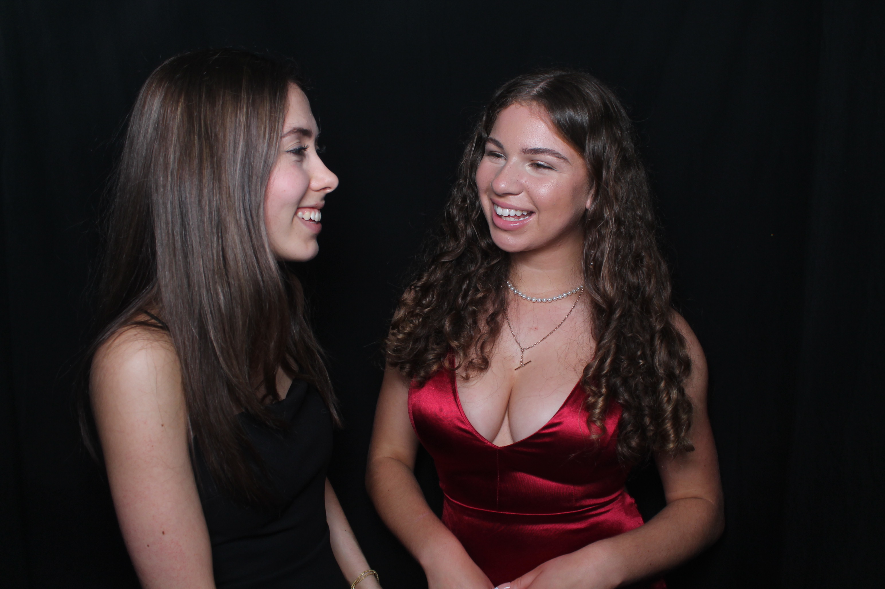 Solway College Ball 2022 | View more photos from the event at wgtngallery.classicphotobooths.co.nz/u/wgtncpbgallery/Solway-College-Ball-2022