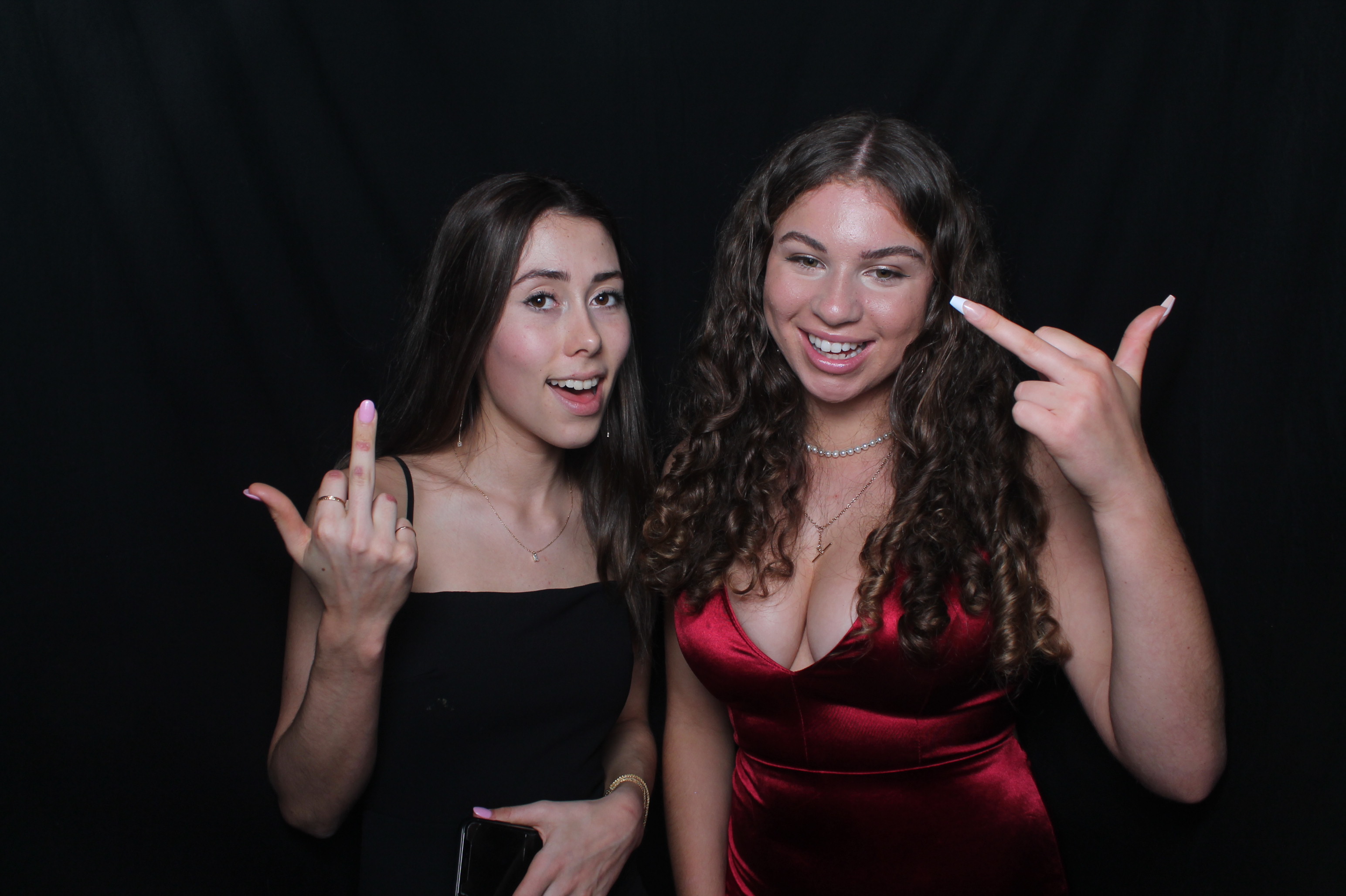 Solway College Ball 2022 | View more photos from the event at wgtngallery.classicphotobooths.co.nz/u/wgtncpbgallery/Solway-College-Ball-2022