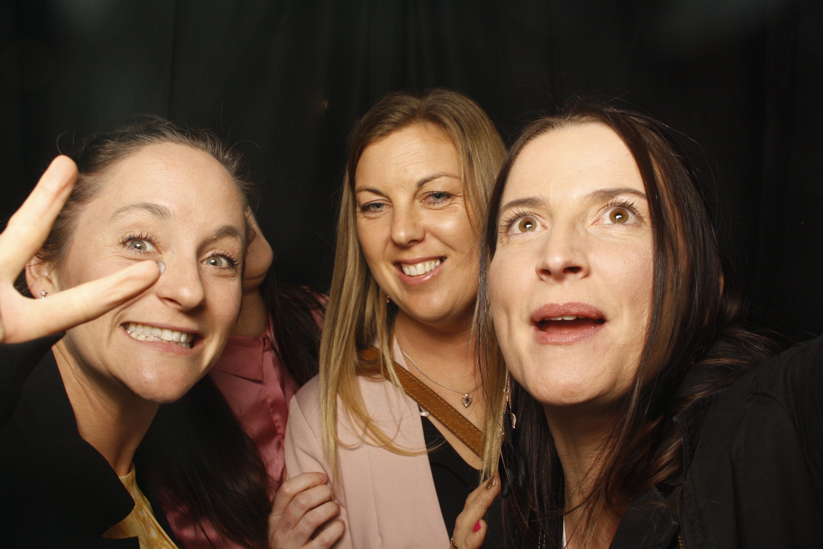 Stacey's 30 + 10 Party! | View more photos from the event at wgtngallery.classicphotobooths.co.nz/u/wgtncpbgallery/Staceys-30-10-Party