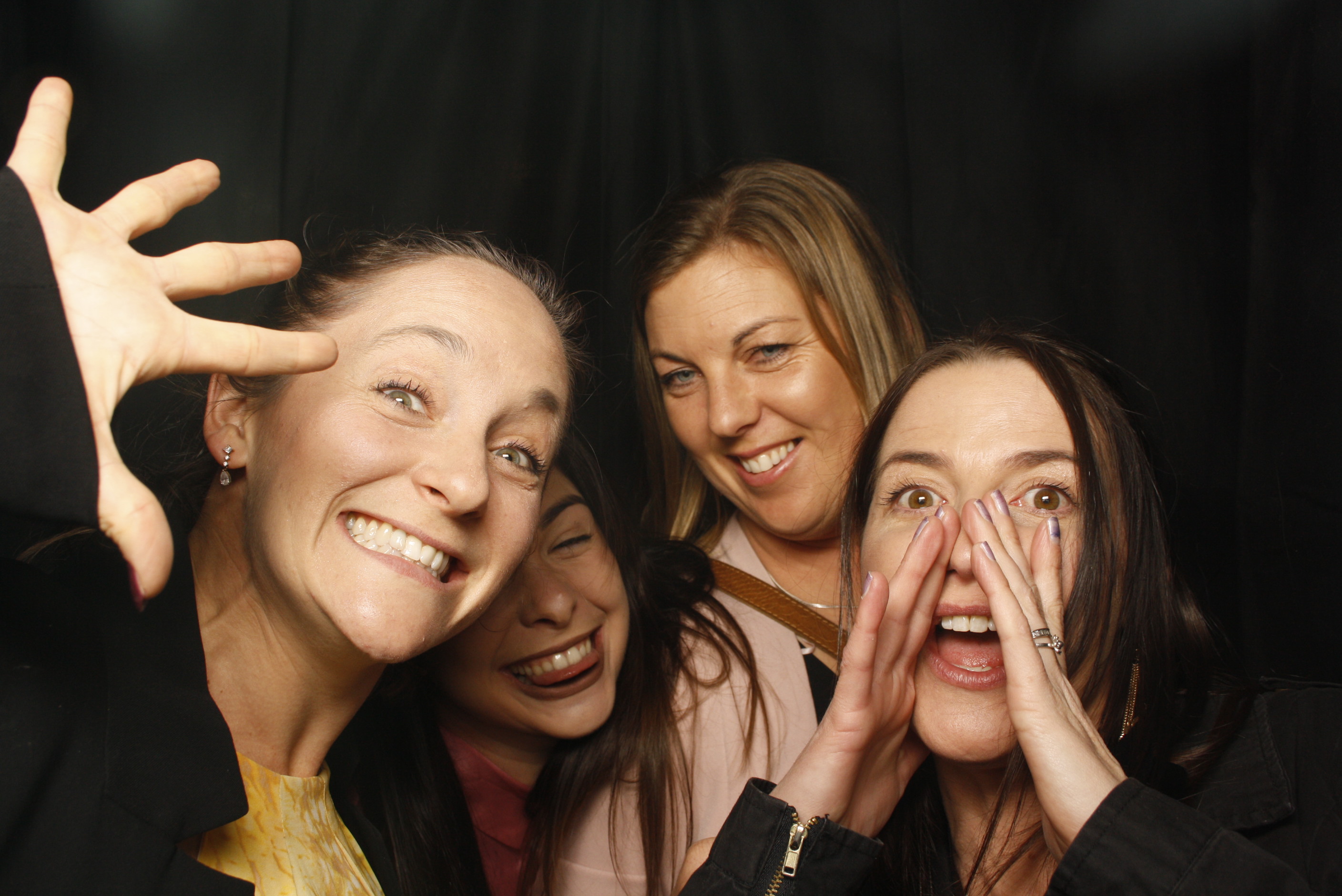 Stacey's 30 + 10 Party! | View more photos from the event at wgtngallery.classicphotobooths.co.nz/u/wgtncpbgallery/Staceys-30-10-Party