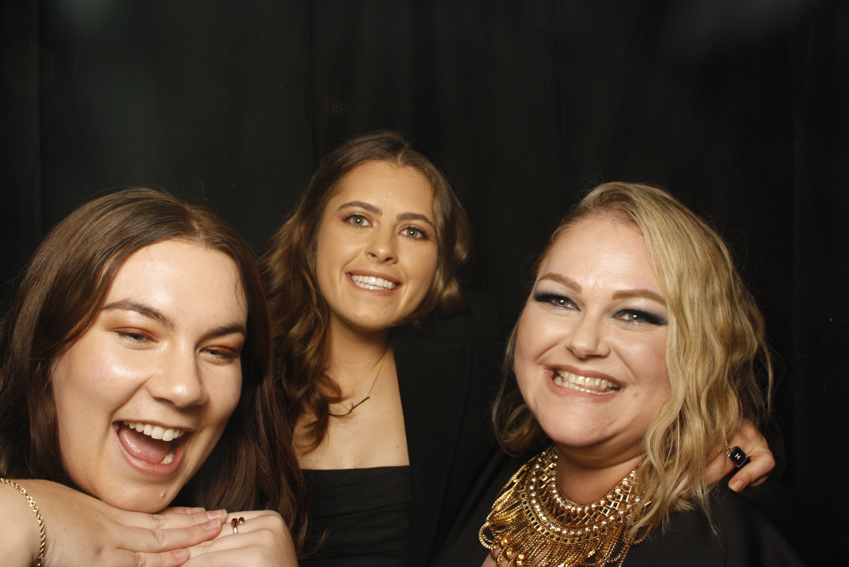 Stacey's 30 + 10 Party! | View more photos from the event at wgtngallery.classicphotobooths.co.nz/u/wgtncpbgallery/Staceys-30-10-Party