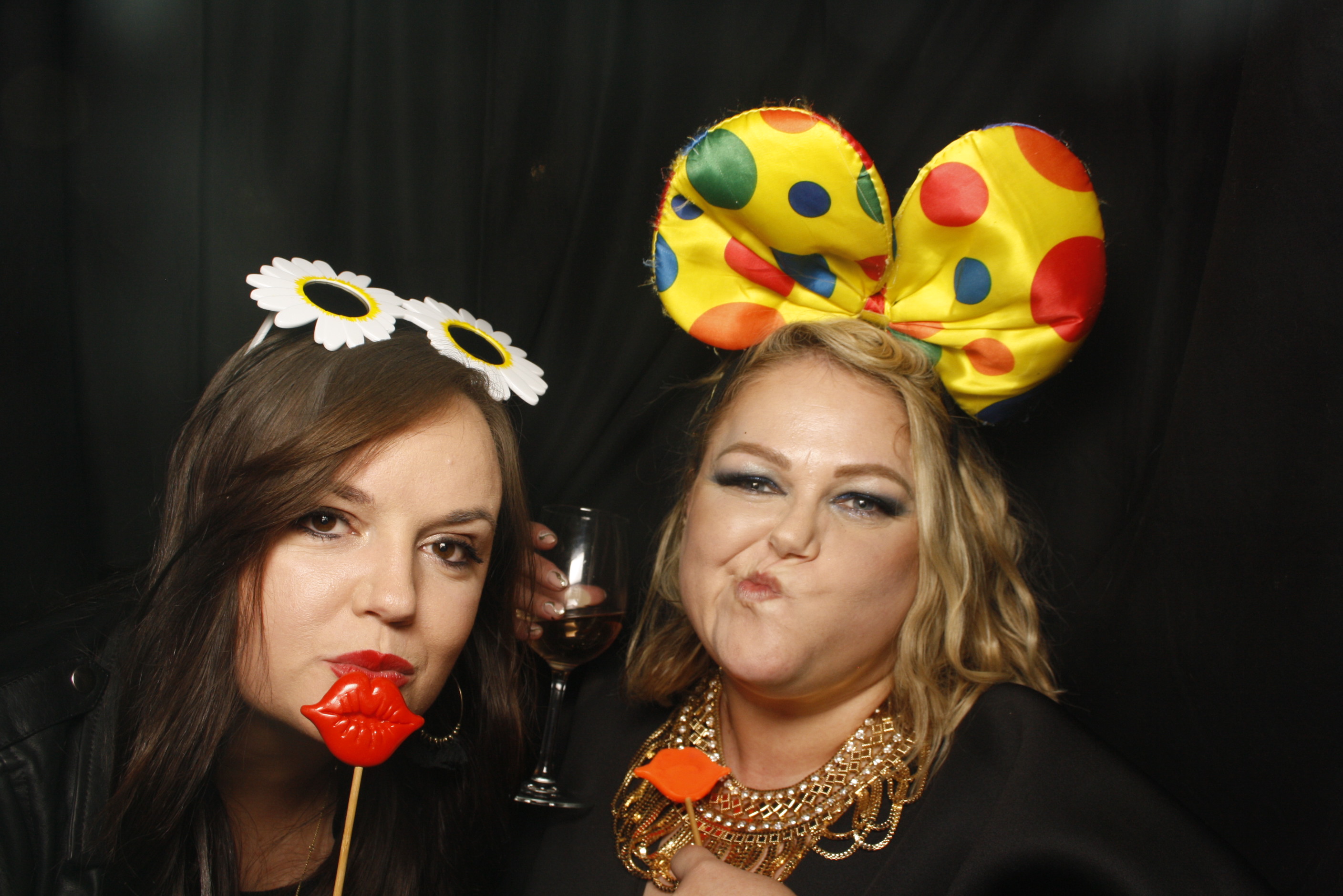 Stacey's 30 + 10 Party! | View more photos from the event at wgtngallery.classicphotobooths.co.nz/u/wgtncpbgallery/Staceys-30-10-Party