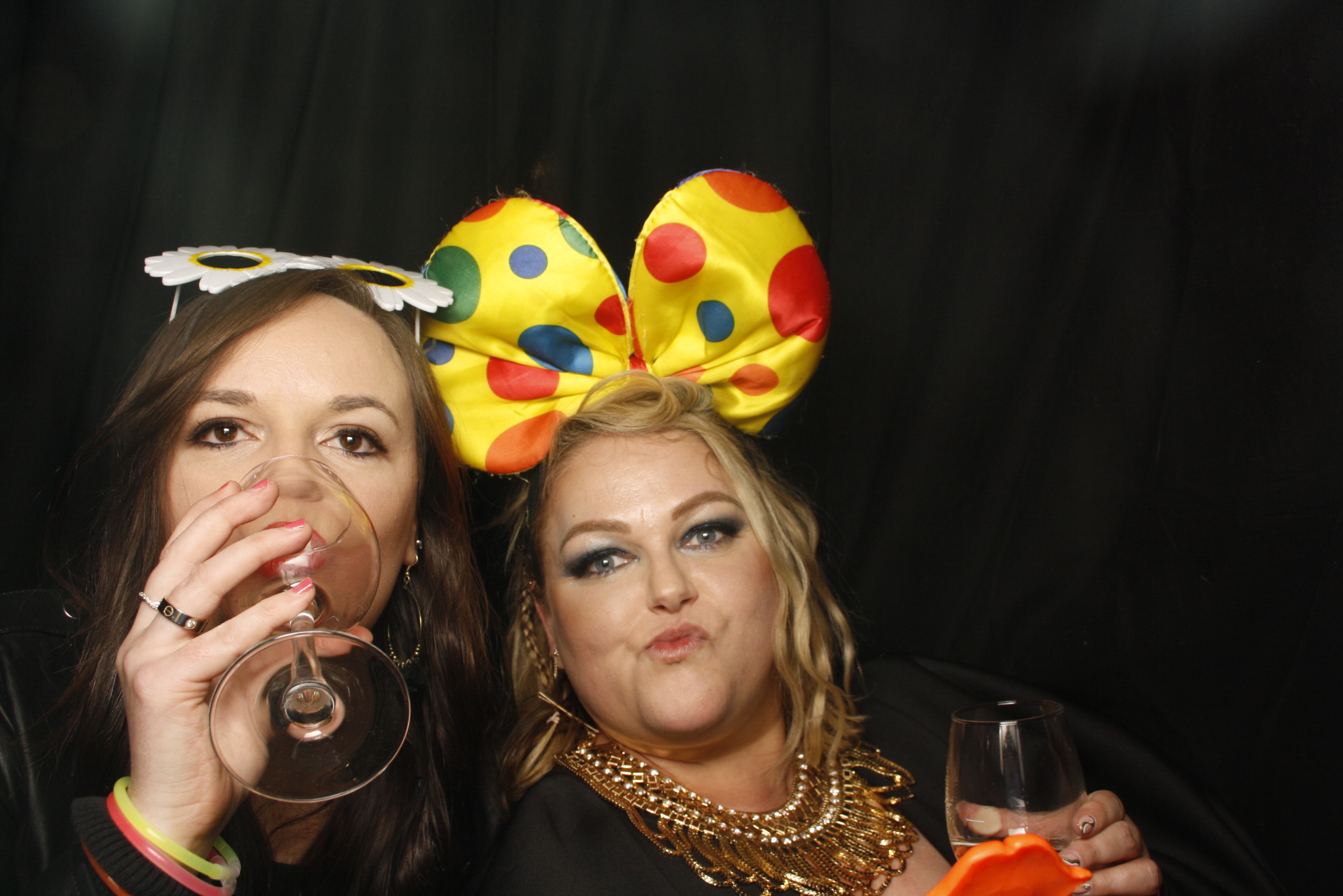 Stacey's 30 + 10 Party! | View more photos from the event at wgtngallery.classicphotobooths.co.nz/u/wgtncpbgallery/Staceys-30-10-Party