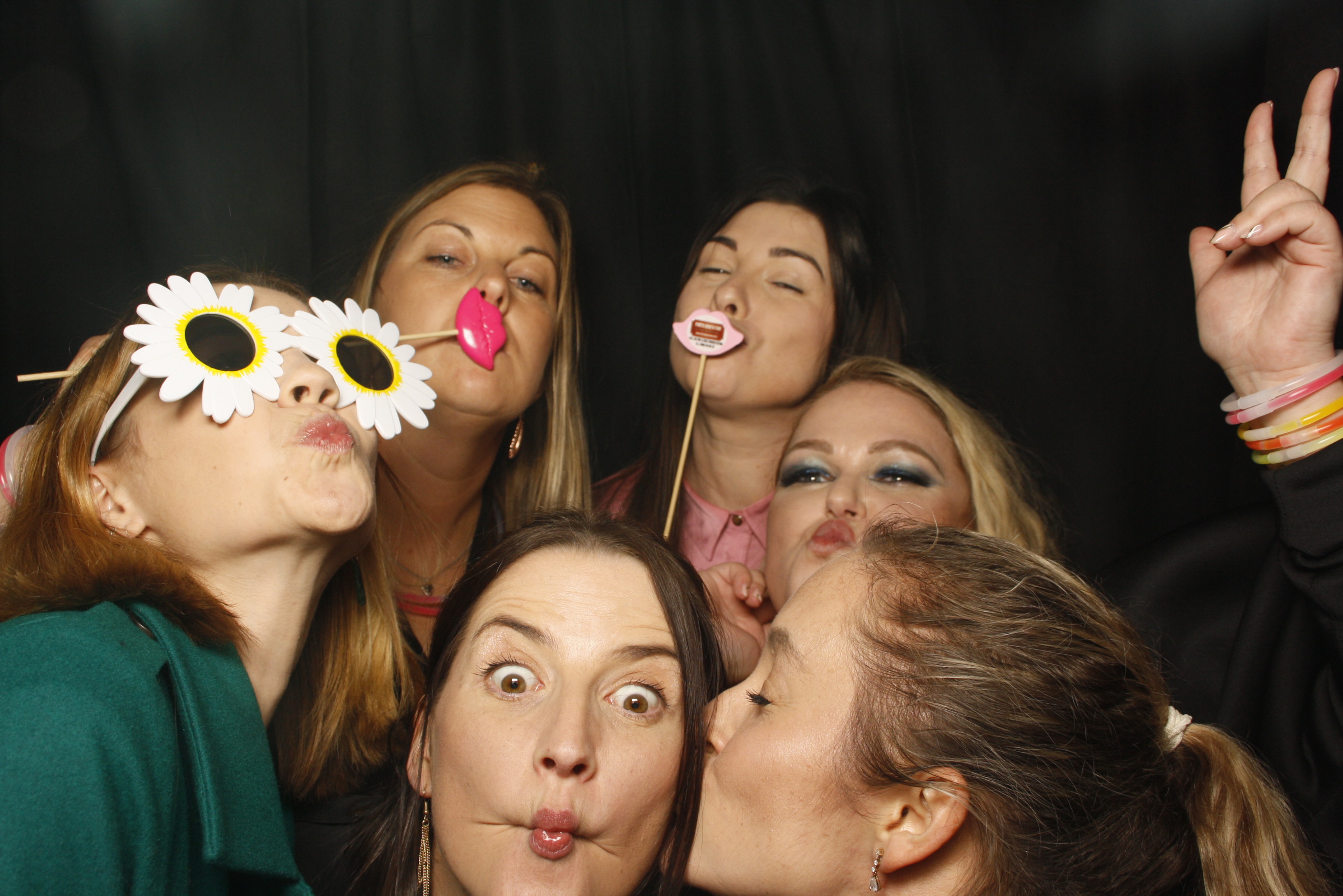 Stacey's 30 + 10 Party! | View more photos from the event at wgtngallery.classicphotobooths.co.nz/u/wgtncpbgallery/Staceys-30-10-Party