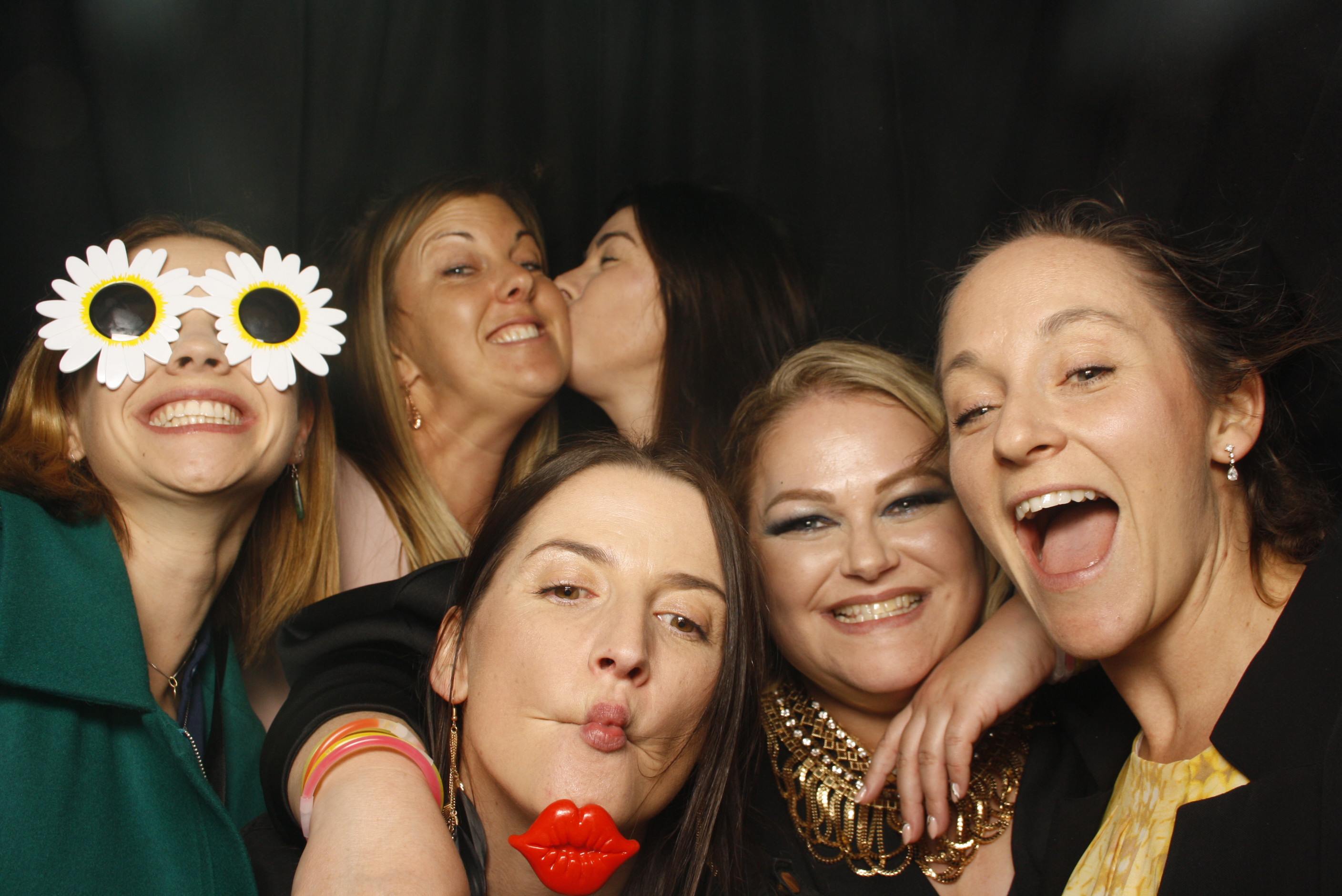 Stacey's 30 + 10 Party! | View more photos from the event at wgtngallery.classicphotobooths.co.nz/u/wgtncpbgallery/Staceys-30-10-Party