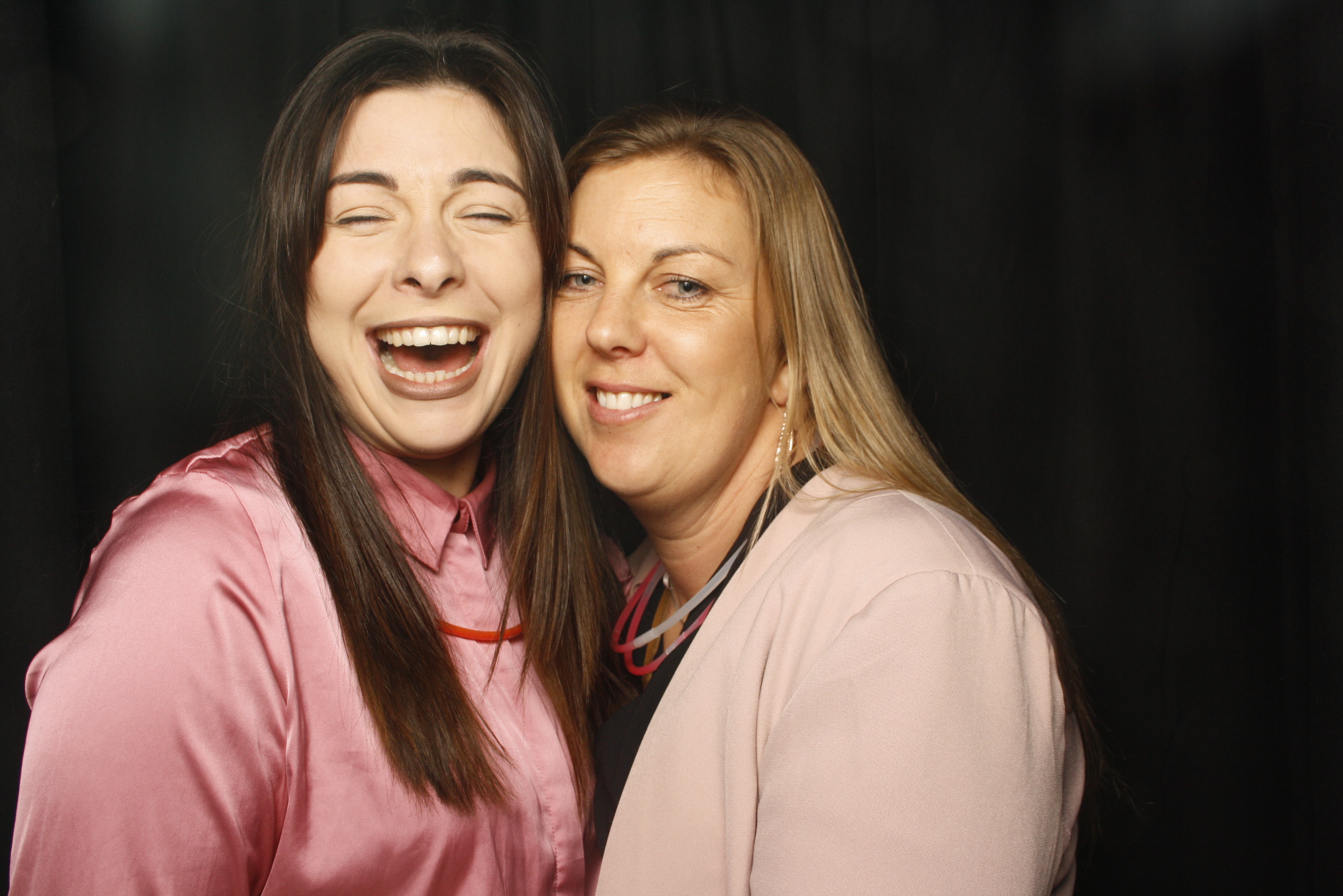 Stacey's 30 + 10 Party! | View more photos from the event at wgtngallery.classicphotobooths.co.nz/u/wgtncpbgallery/Staceys-30-10-Party