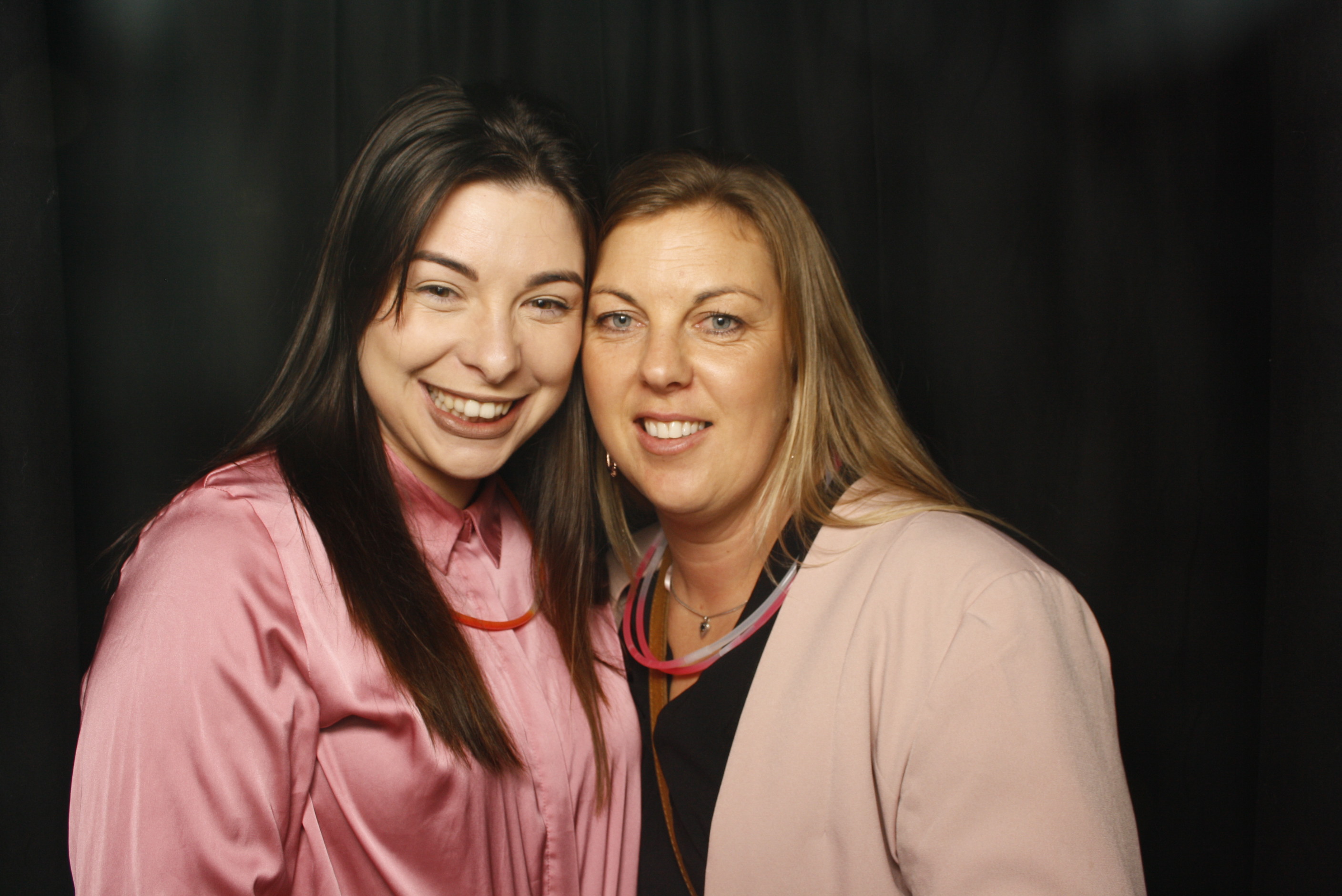 Stacey's 30 + 10 Party! | View more photos from the event at wgtngallery.classicphotobooths.co.nz/u/wgtncpbgallery/Staceys-30-10-Party