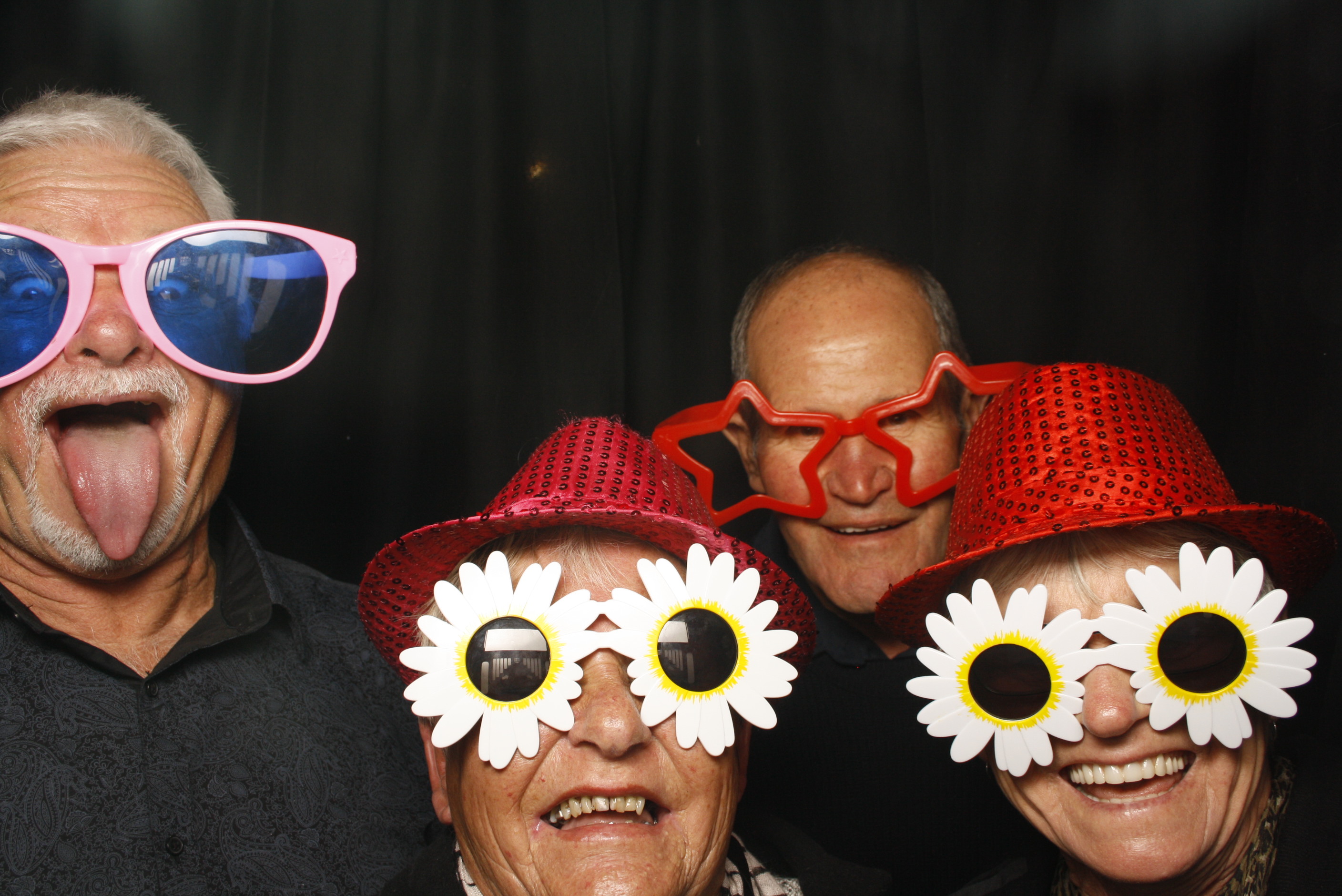 Stacey's 30 + 10 Party! | View more photos from the event at wgtngallery.classicphotobooths.co.nz/u/wgtncpbgallery/Staceys-30-10-Party