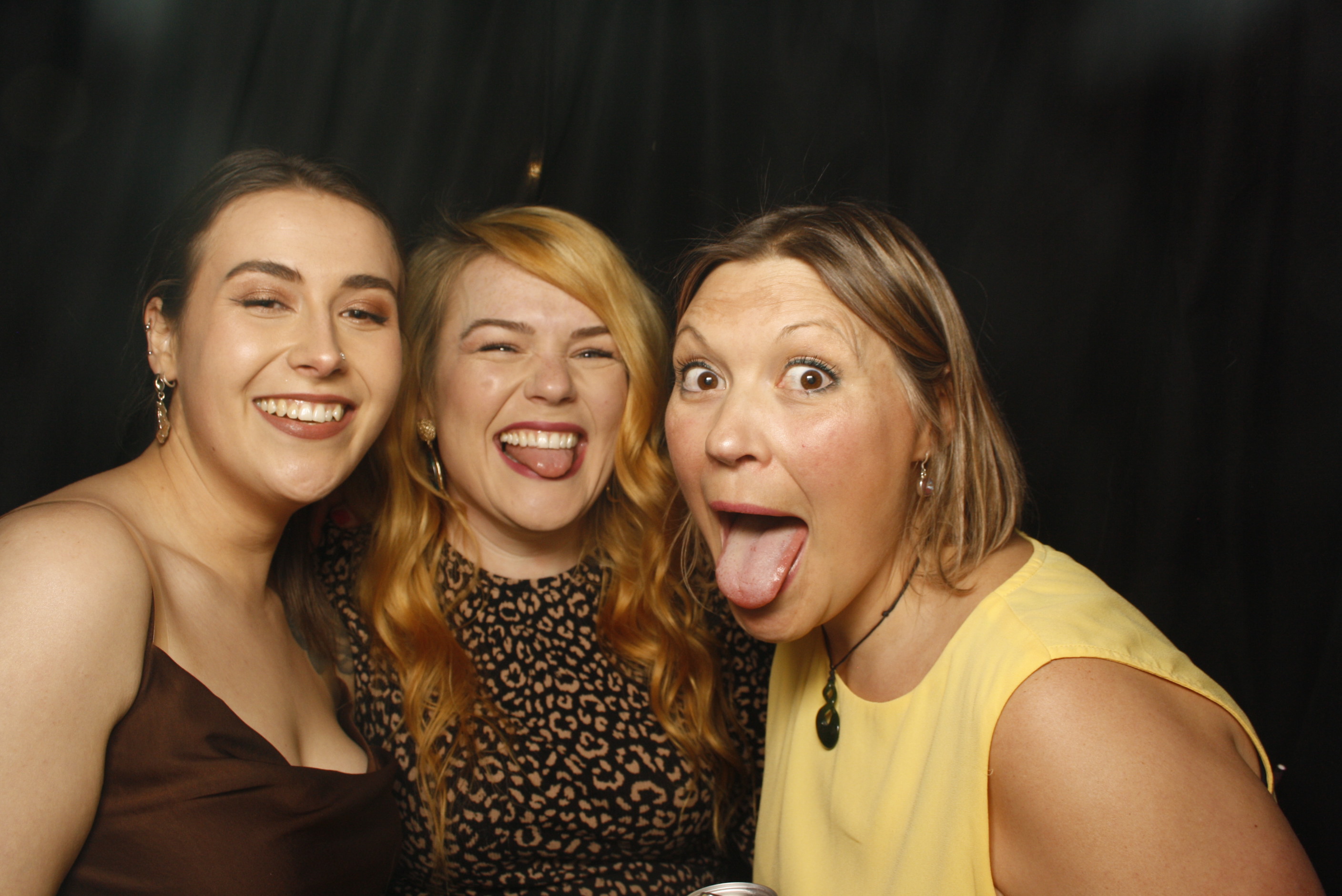 Stacey's 30 + 10 Party! | View more photos from the event at wgtngallery.classicphotobooths.co.nz/u/wgtncpbgallery/Staceys-30-10-Party