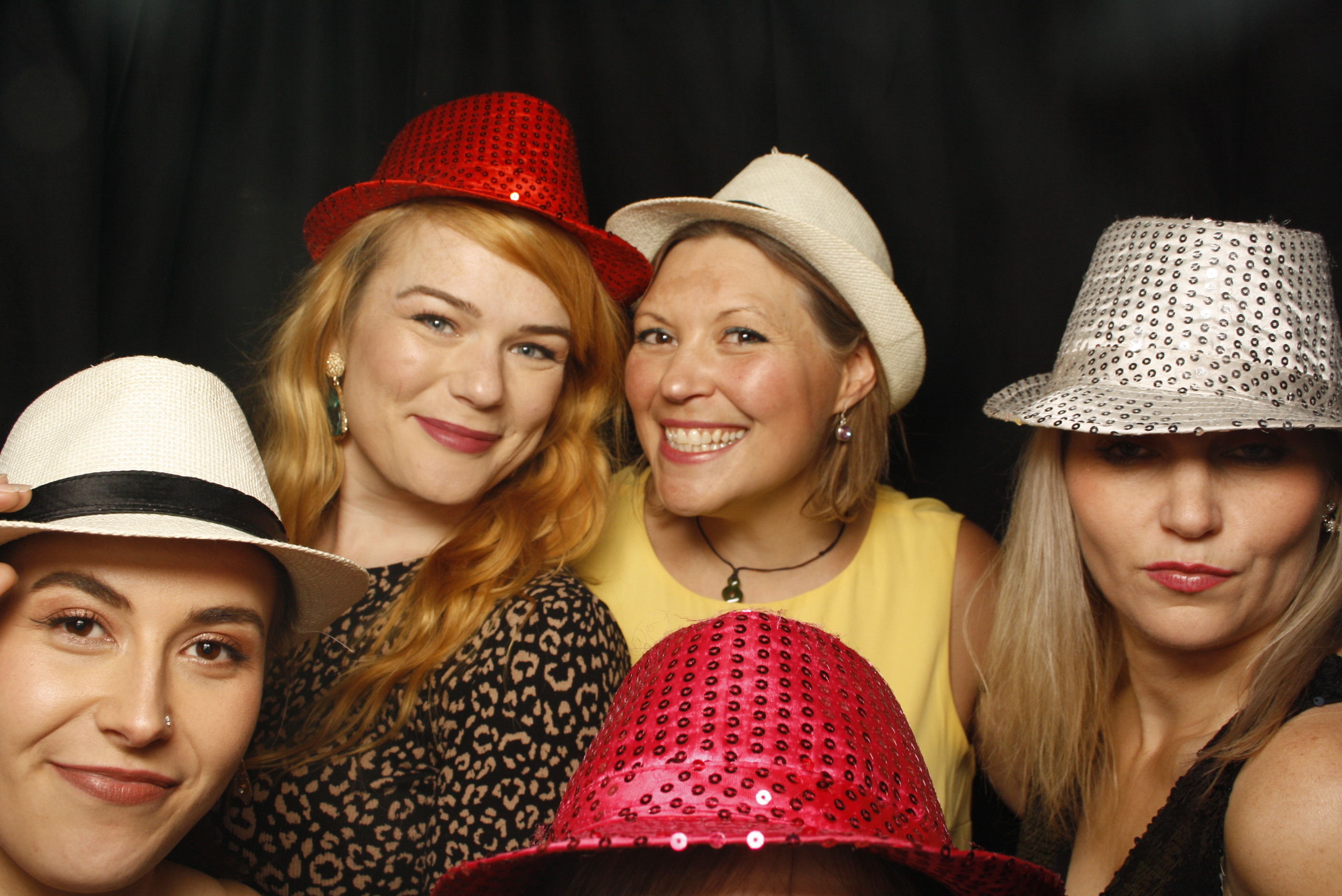 Stacey's 30 + 10 Party! | View more photos from the event at wgtngallery.classicphotobooths.co.nz/u/wgtncpbgallery/Staceys-30-10-Party