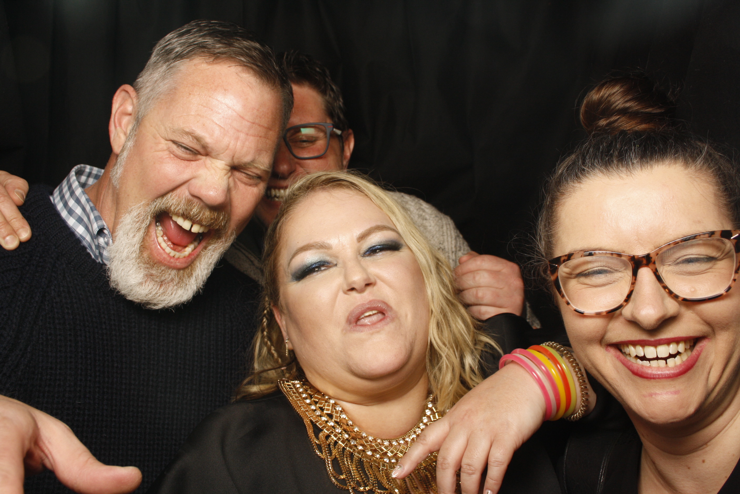 Stacey's 30 + 10 Party! | View more photos from the event at wgtngallery.classicphotobooths.co.nz/u/wgtncpbgallery/Staceys-30-10-Party