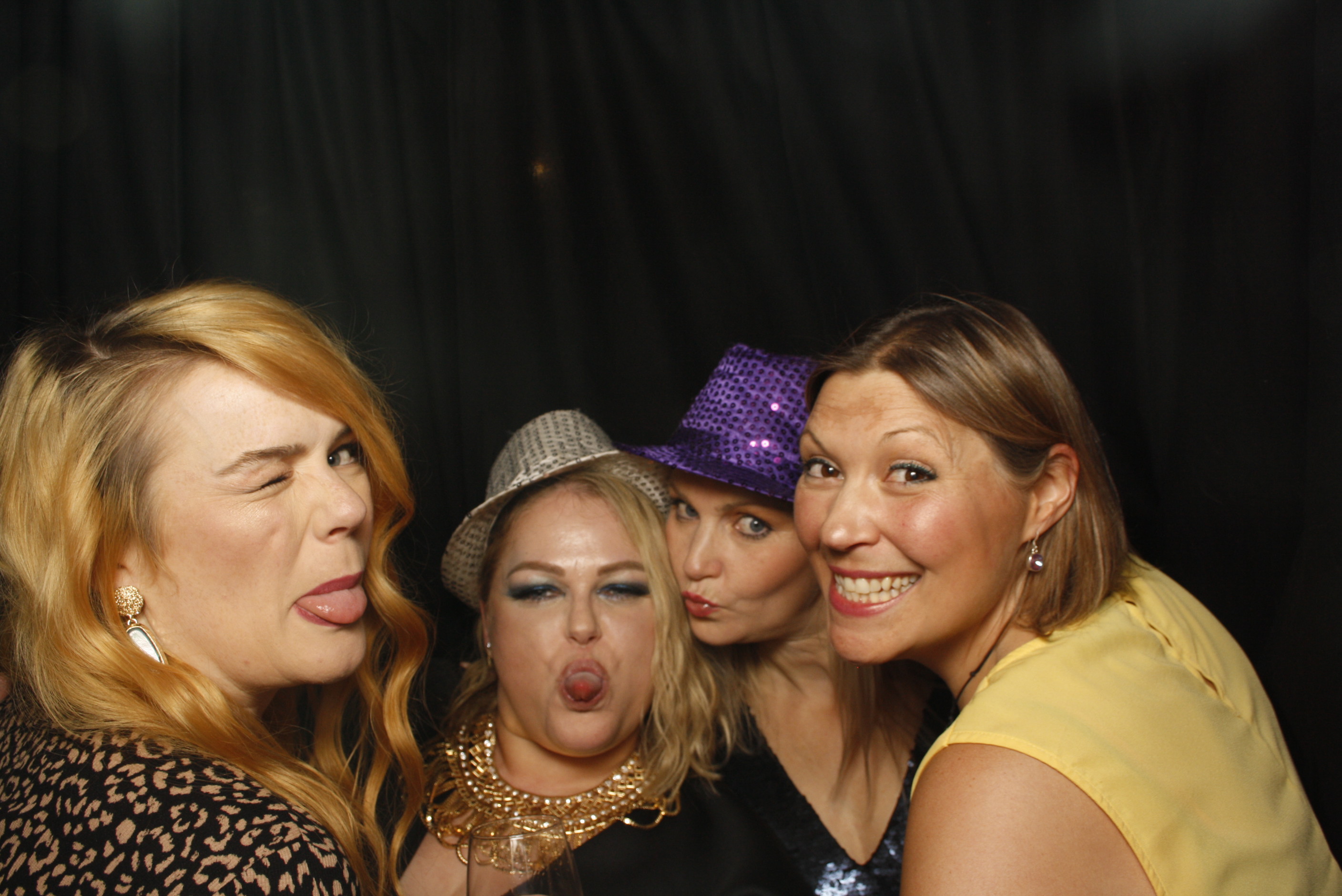 Stacey's 30 + 10 Party! | View more photos from the event at wgtngallery.classicphotobooths.co.nz/u/wgtncpbgallery/Staceys-30-10-Party