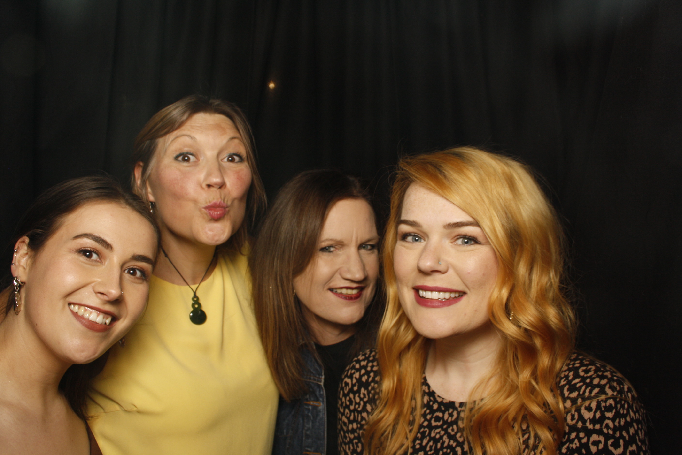 Stacey's 30 + 10 Party! | View more photos from the event at wgtngallery.classicphotobooths.co.nz/u/wgtncpbgallery/Staceys-30-10-Party