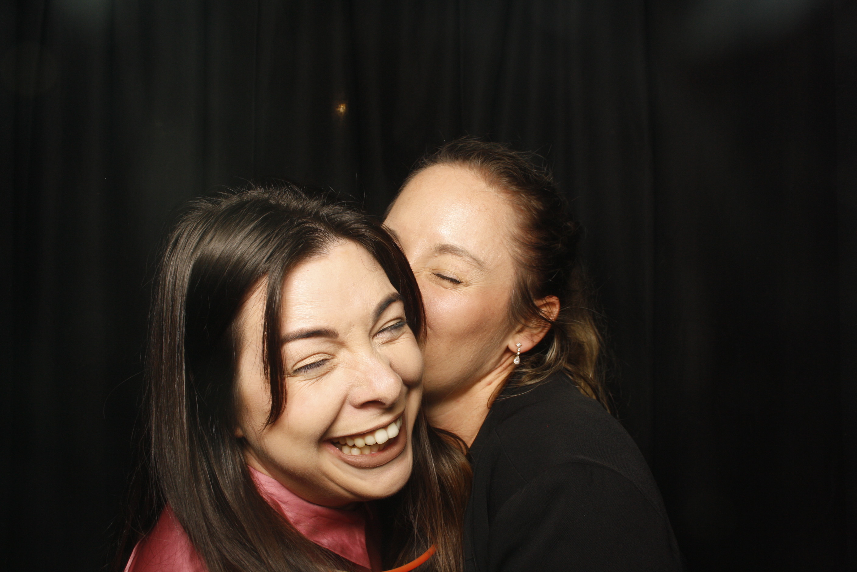 Stacey's 30 + 10 Party! | View more photos from the event at wgtngallery.classicphotobooths.co.nz/u/wgtncpbgallery/Staceys-30-10-Party