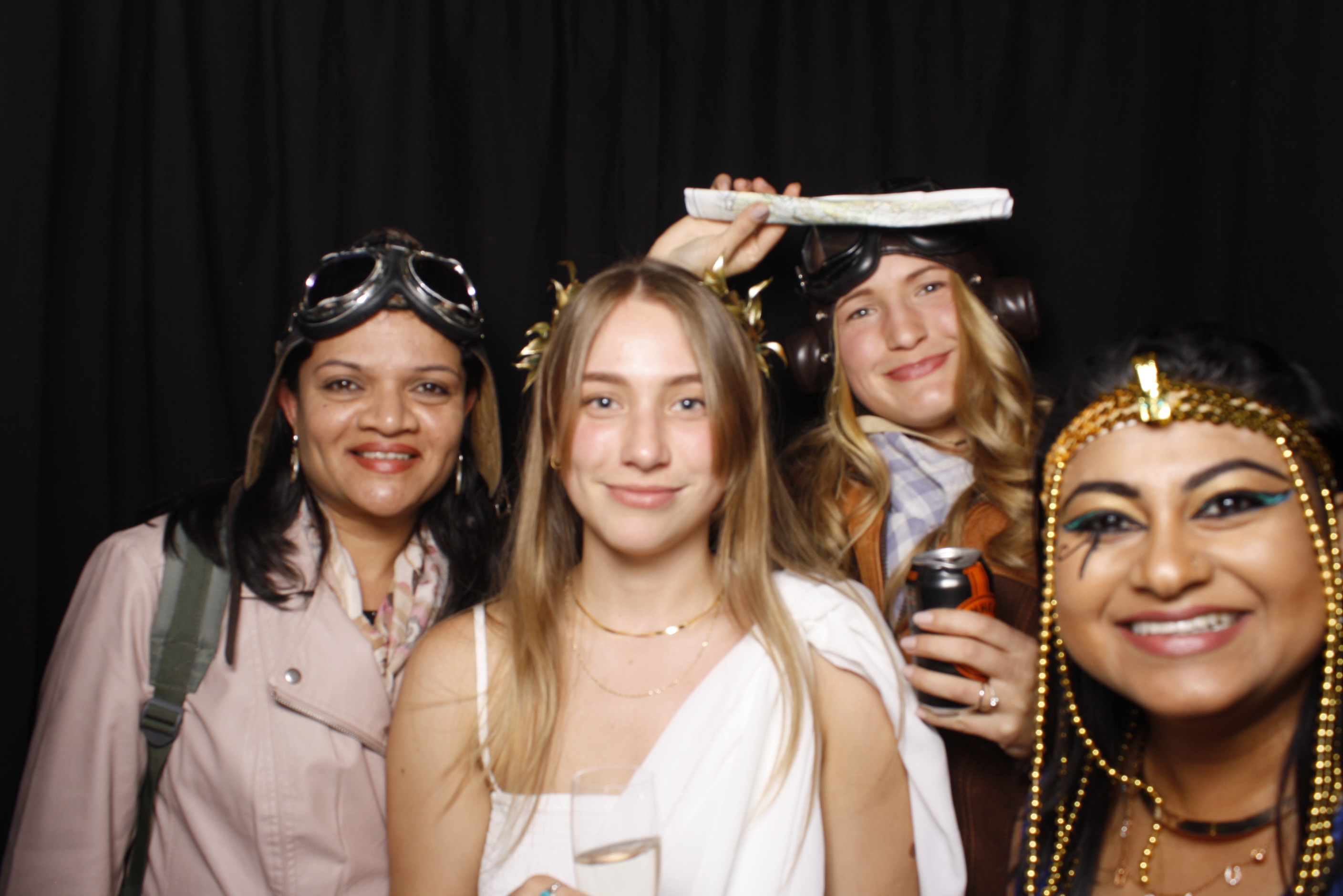 Stantec Xmas Party | View more photos from the event at wgtngallery.classicphotobooths.co.nz/u/wgtncpbgallery/Stantec-Xmas-Party