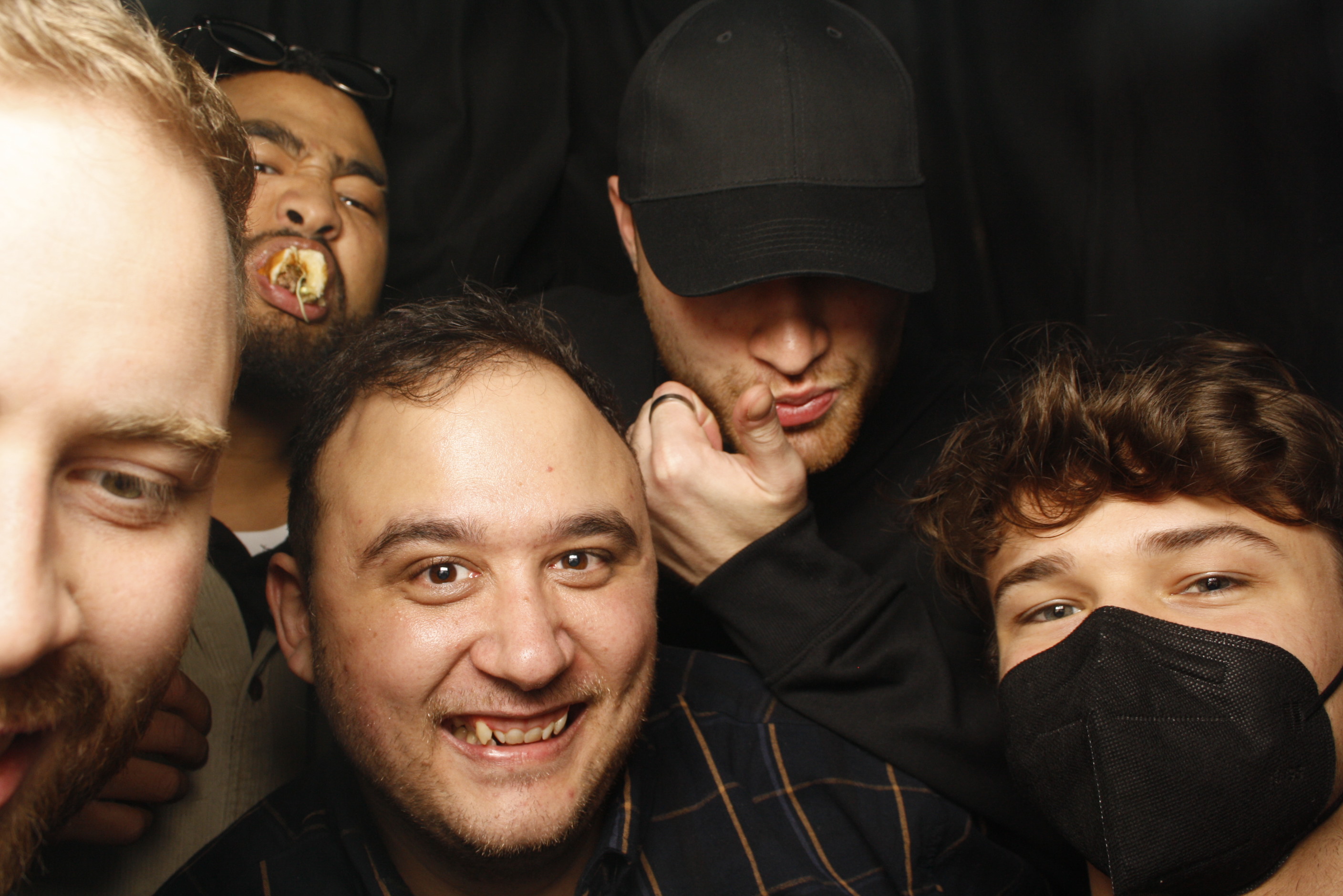 Trish's 60th Party...Party... Party! | View more photos from the event at wgtngallery.classicphotobooths.co.nz/u/wgtncpbgallery/Trishs-60th-PartyParty-Party