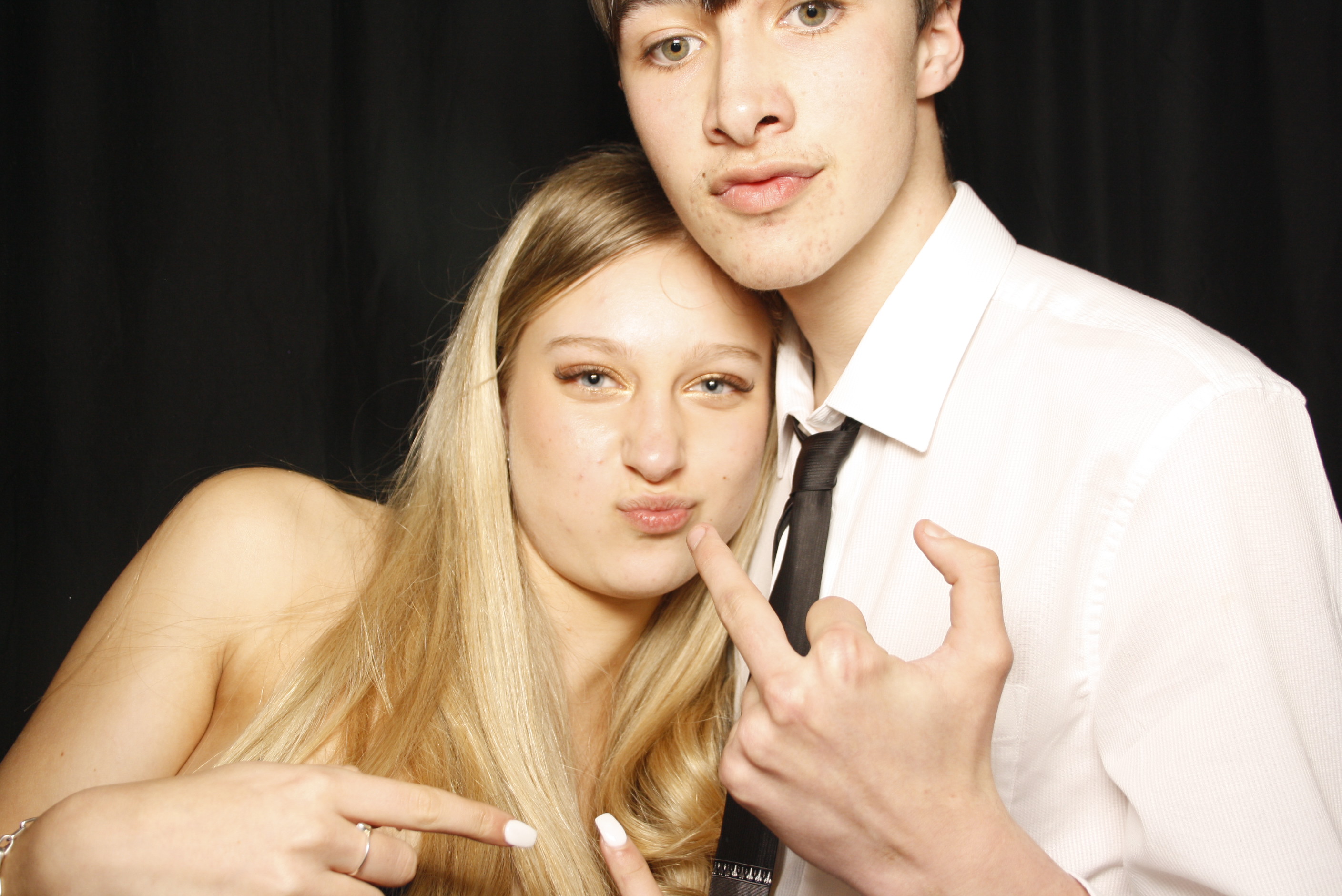 Whitby Collegiate School Ball - 2022 | View more photos from the event at wgtngallery.classicphotobooths.co.nz/u/wgtncpbgallery/Whitby-Collegiate-School-Ball-2022