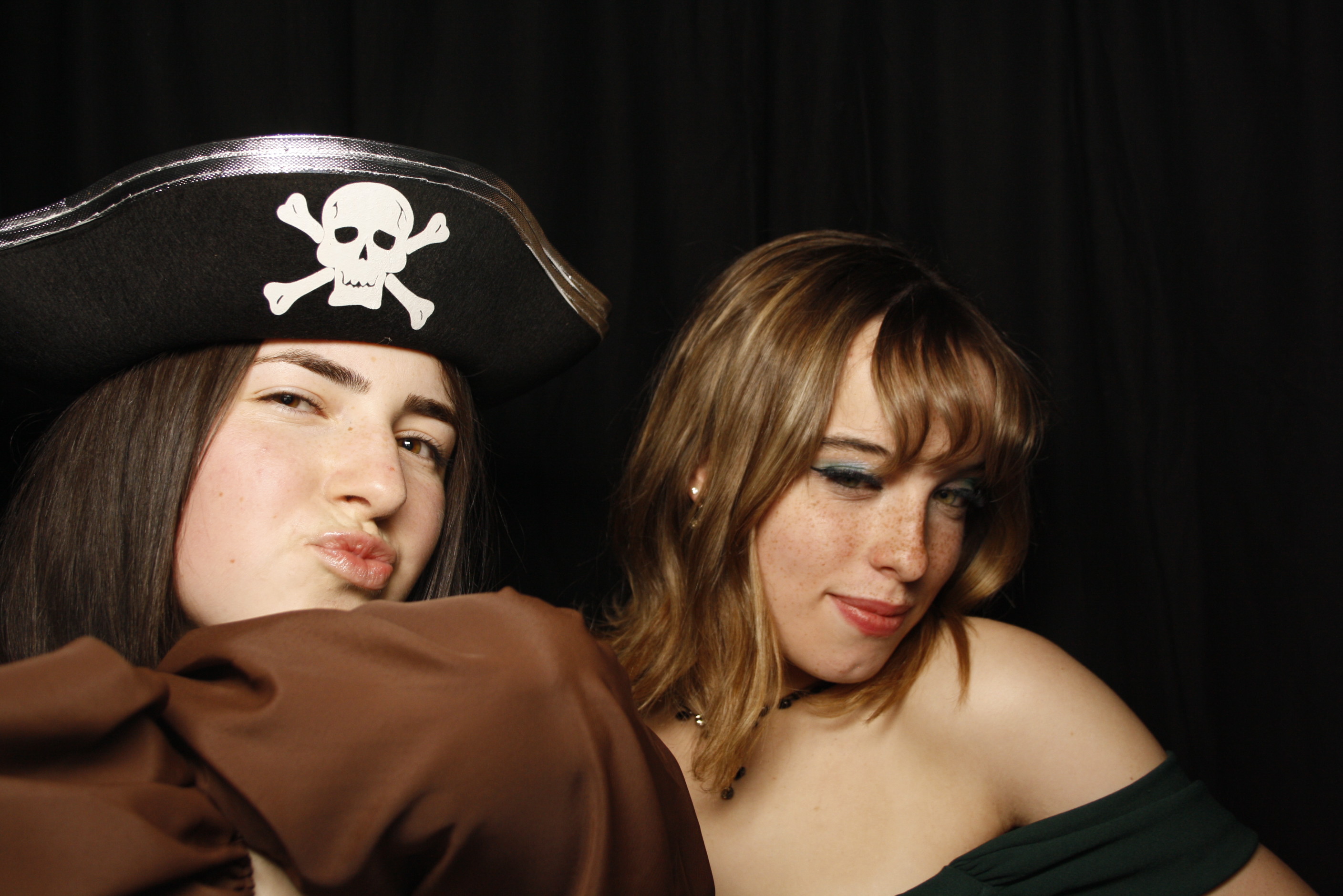 Whitby Collegiate School Ball - 2022 | View more photos from the event at wgtngallery.classicphotobooths.co.nz/u/wgtncpbgallery/Whitby-Collegiate-School-Ball-2022