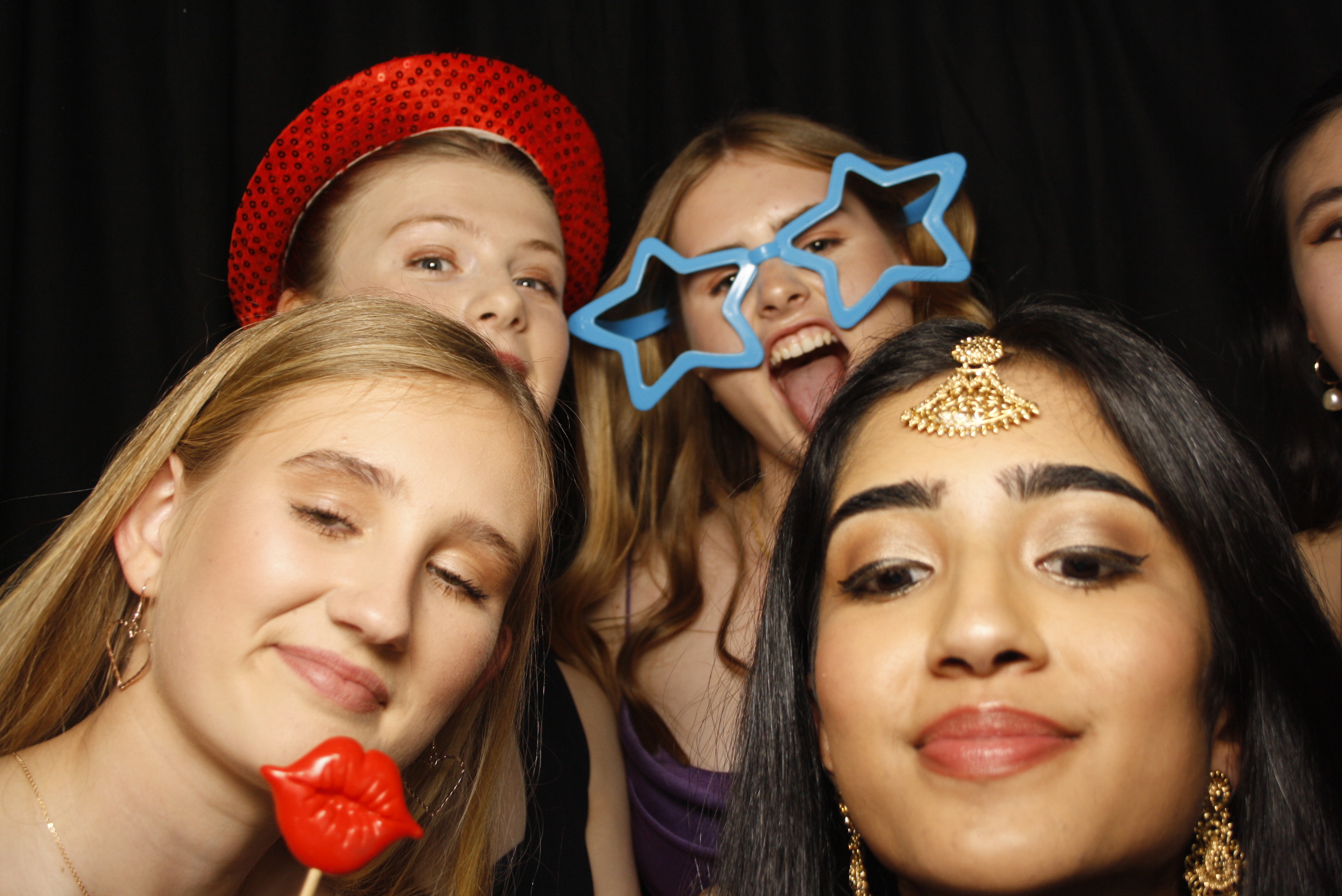Whitby Collegiate School Ball - 2022 | View more photos from the event at wgtngallery.classicphotobooths.co.nz/u/wgtncpbgallery/Whitby-Collegiate-School-Ball-2022