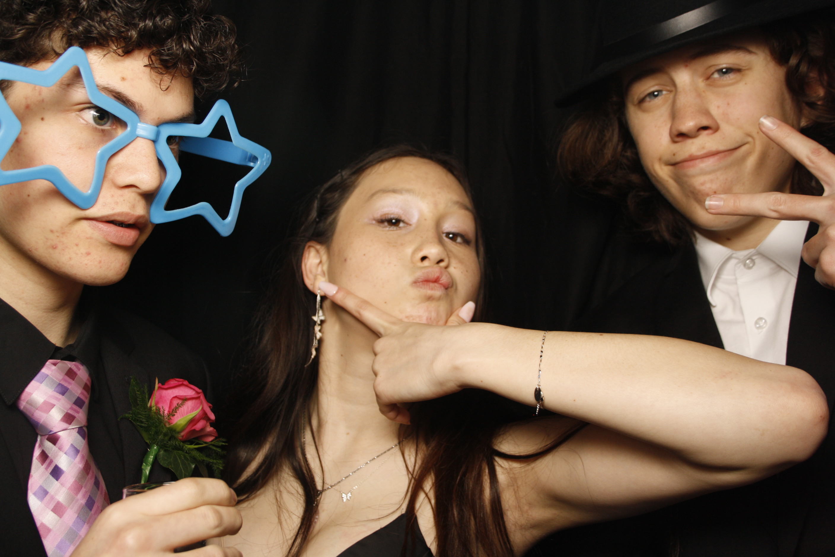 Whitby Collegiate School Ball - 2022 | View more photos from the event at wgtngallery.classicphotobooths.co.nz/u/wgtncpbgallery/Whitby-Collegiate-School-Ball-2022