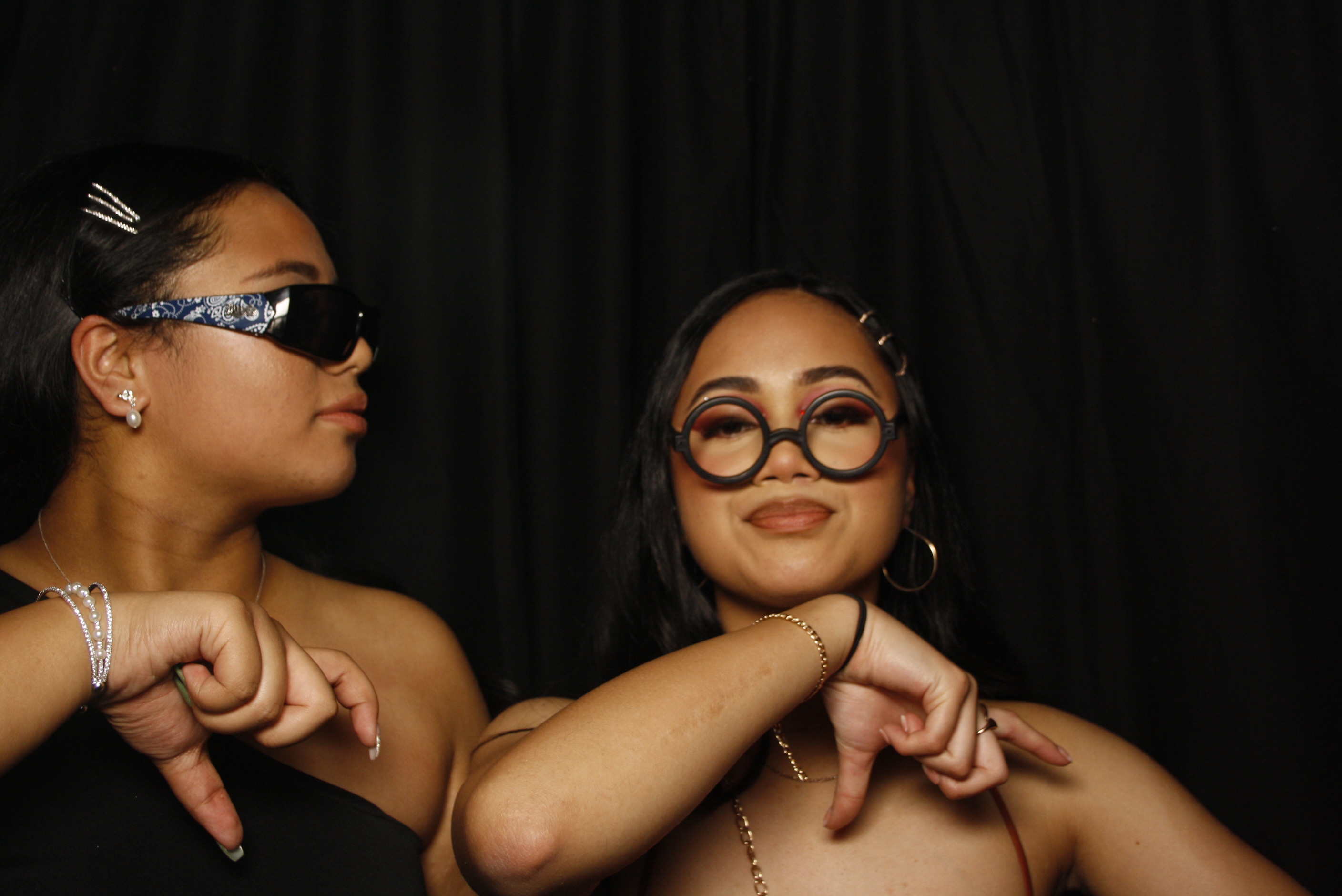 Whitby Collegiate School Ball - 2022 | View more photos from the event at wgtngallery.classicphotobooths.co.nz/u/wgtncpbgallery/Whitby-Collegiate-School-Ball-2022