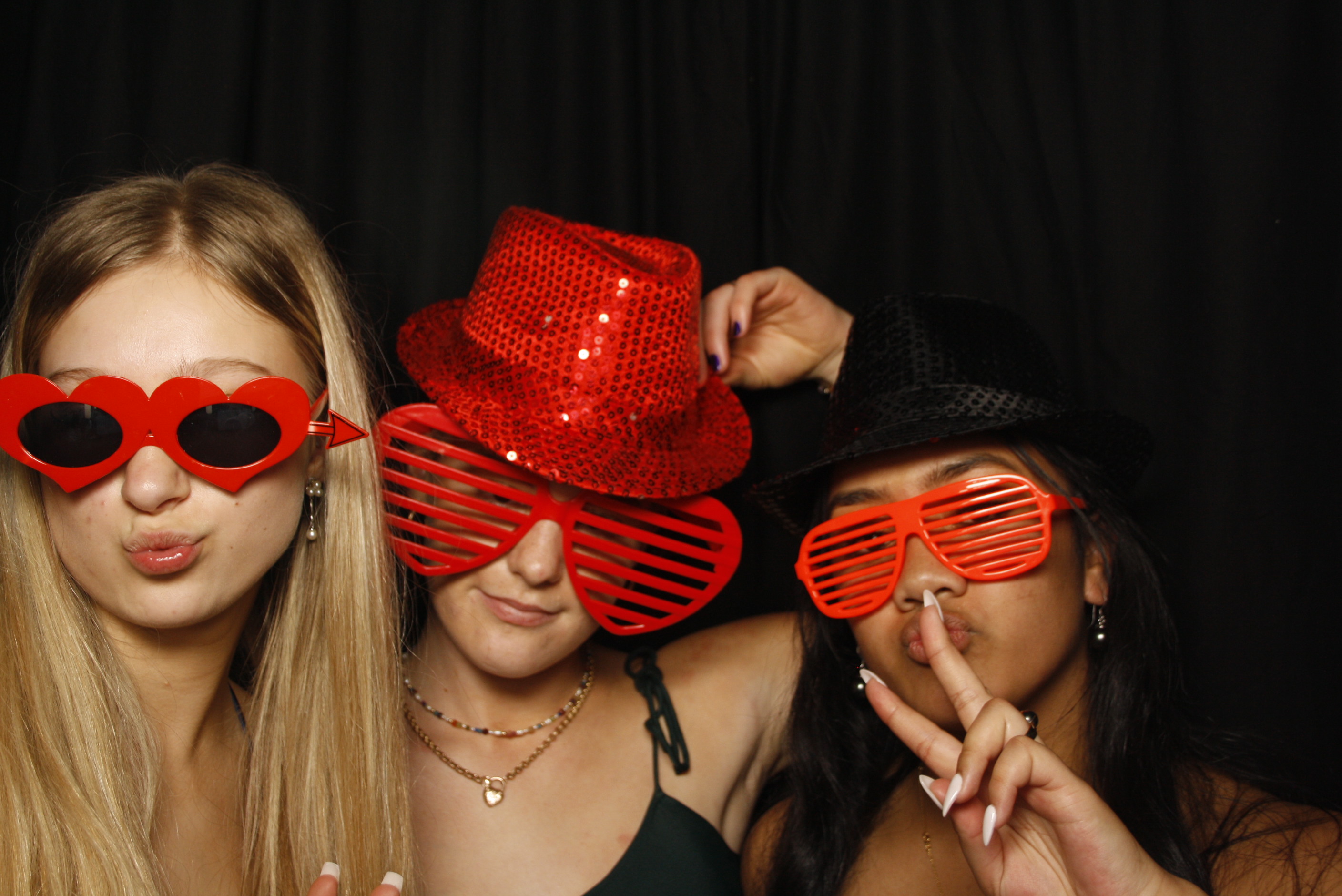 Whitby Collegiate School Ball - 2022 | View more photos from the event at wgtngallery.classicphotobooths.co.nz/u/wgtncpbgallery/Whitby-Collegiate-School-Ball-2022