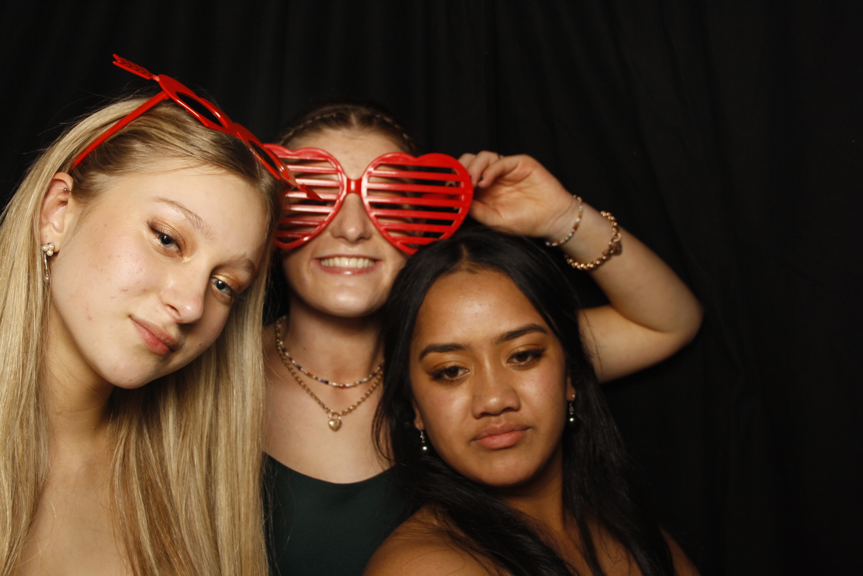 Whitby Collegiate School Ball - 2022 | View more photos from the event at wgtngallery.classicphotobooths.co.nz/u/wgtncpbgallery/Whitby-Collegiate-School-Ball-2022