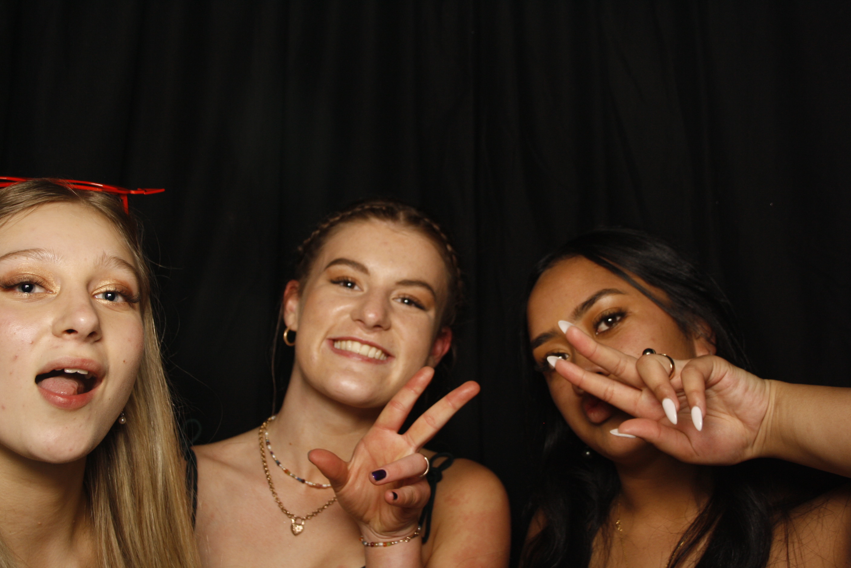 Whitby Collegiate School Ball - 2022 | View more photos from the event at wgtngallery.classicphotobooths.co.nz/u/wgtncpbgallery/Whitby-Collegiate-School-Ball-2022