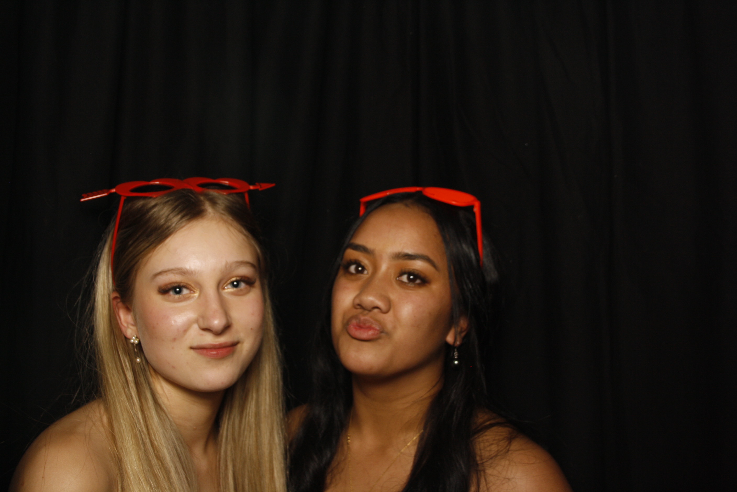 Whitby Collegiate School Ball - 2022 | View more photos from the event at wgtngallery.classicphotobooths.co.nz/u/wgtncpbgallery/Whitby-Collegiate-School-Ball-2022