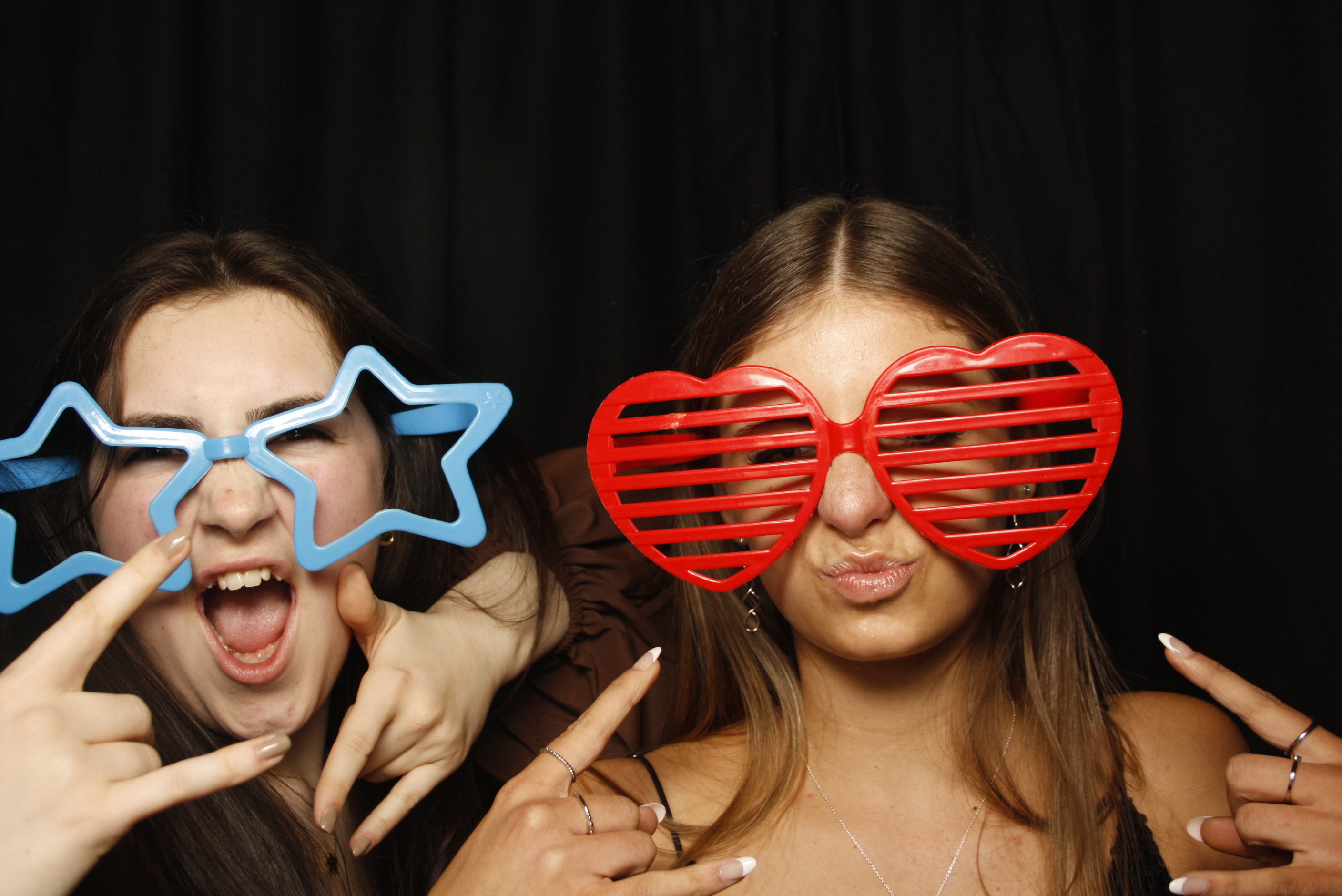 Whitby Collegiate School Ball - 2022 | View more photos from the event at wgtngallery.classicphotobooths.co.nz/u/wgtncpbgallery/Whitby-Collegiate-School-Ball-2022