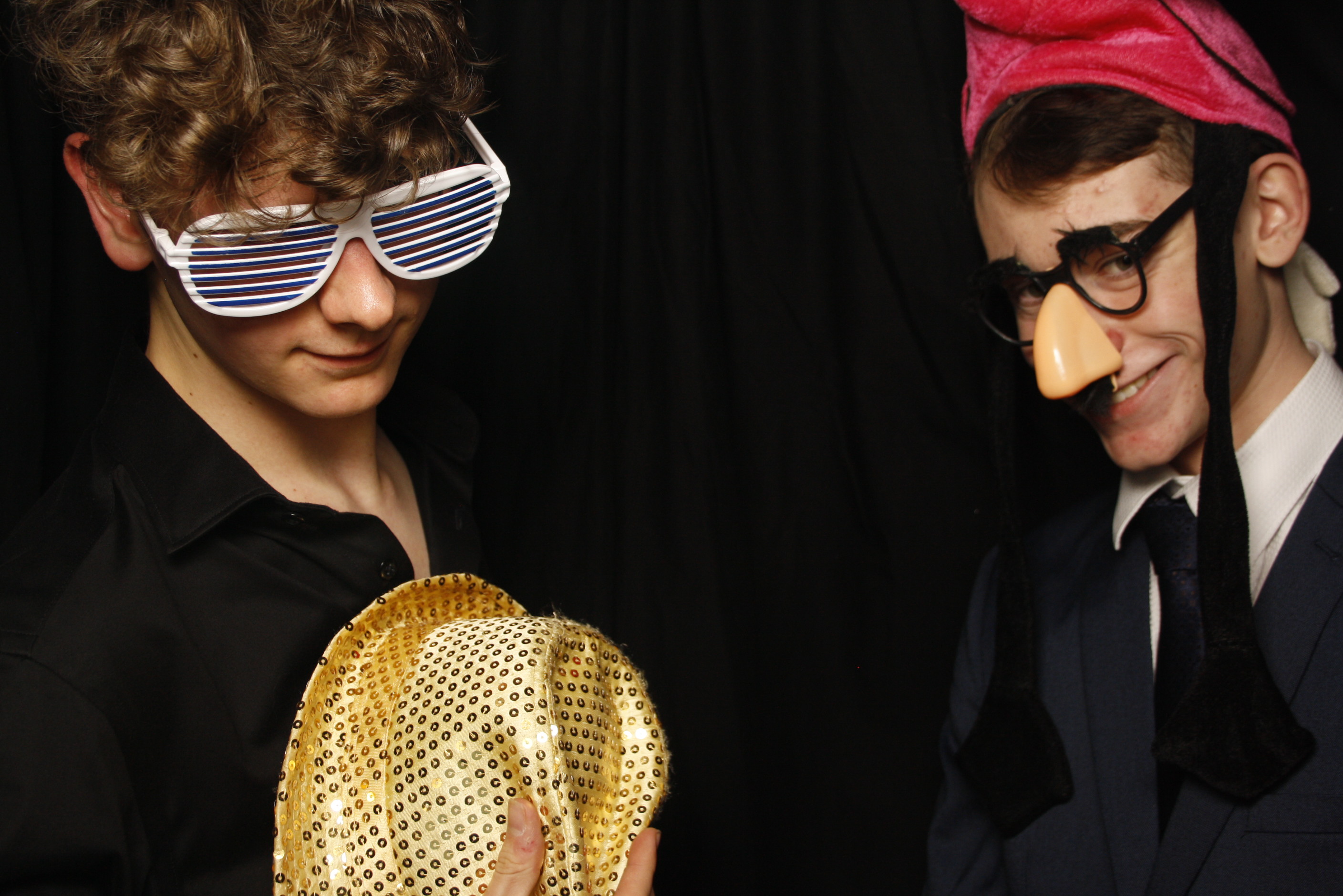 Whitby Collegiate School Ball - 2022 | View more photos from the event at wgtngallery.classicphotobooths.co.nz/u/wgtncpbgallery/Whitby-Collegiate-School-Ball-2022