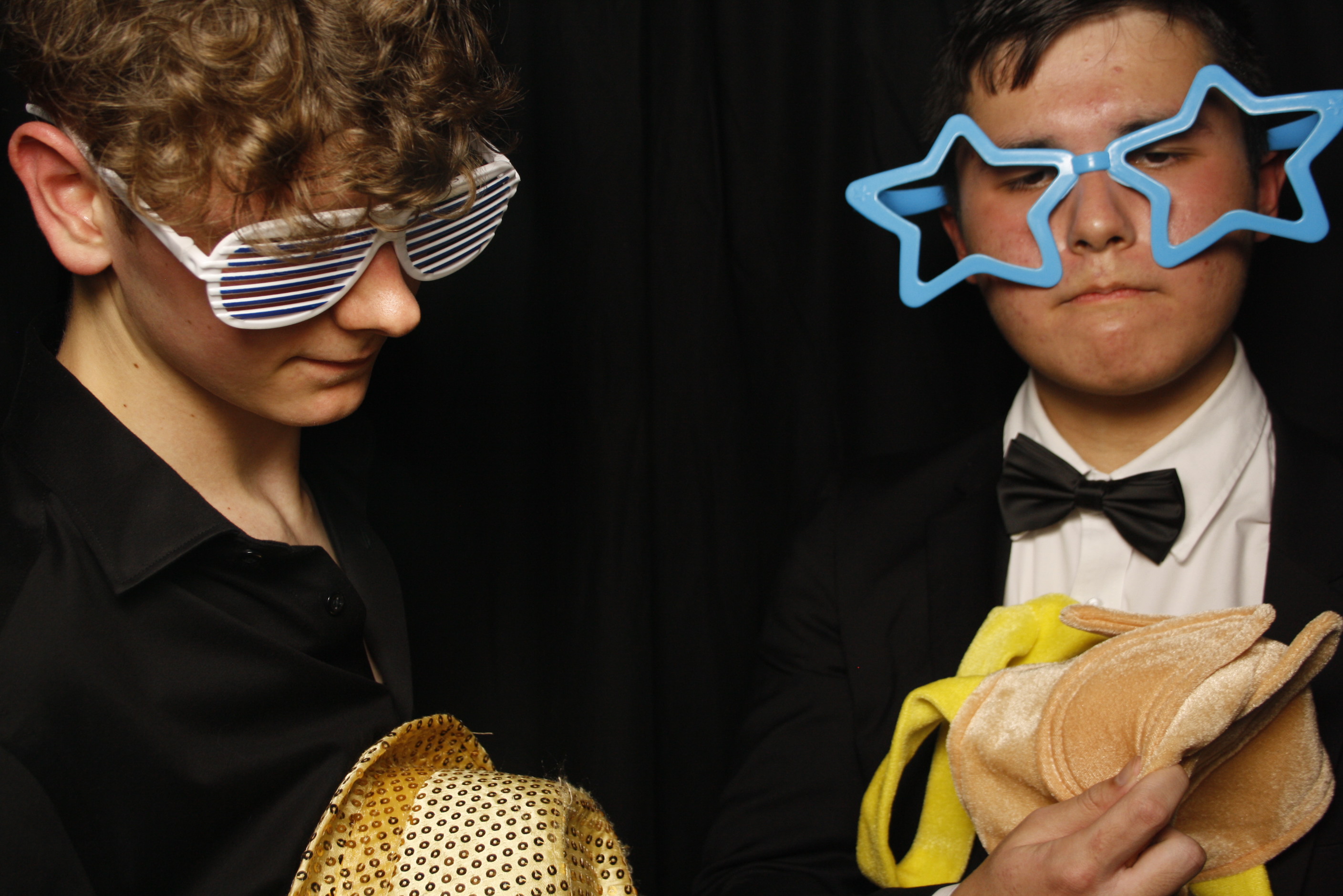 Whitby Collegiate School Ball - 2022 | View more photos from the event at wgtngallery.classicphotobooths.co.nz/u/wgtncpbgallery/Whitby-Collegiate-School-Ball-2022