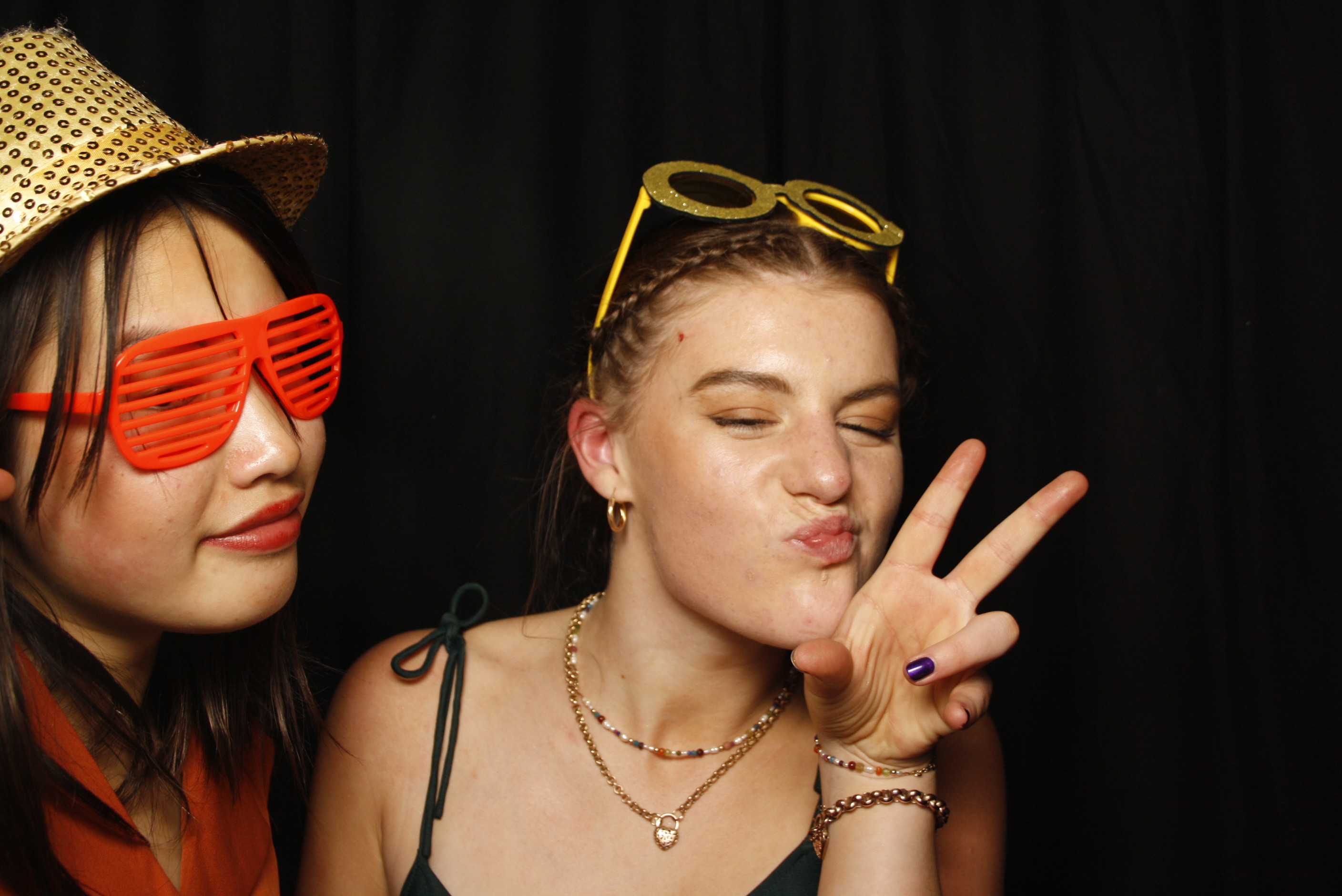 Whitby Collegiate School Ball - 2022 | View more photos from the event at wgtngallery.classicphotobooths.co.nz/u/wgtncpbgallery/Whitby-Collegiate-School-Ball-2022