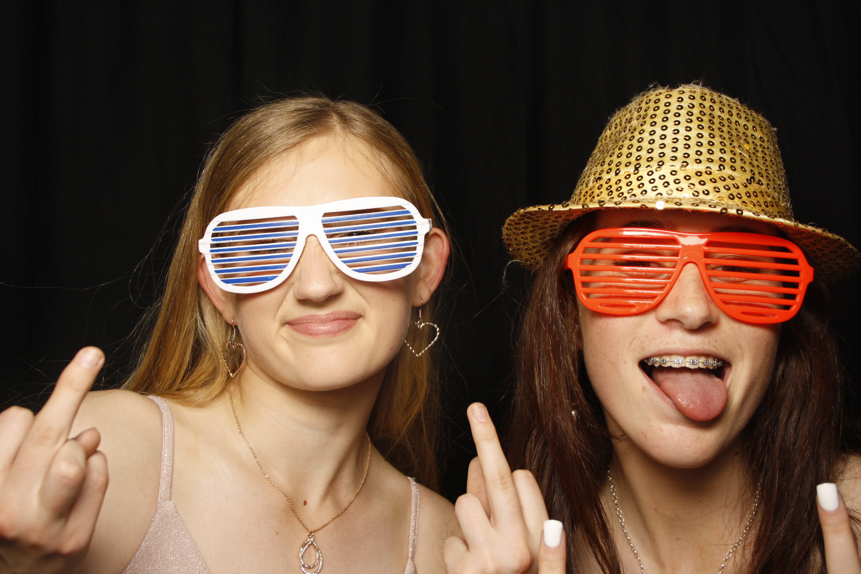 Whitby Collegiate School Ball - 2022 | View more photos from the event at wgtngallery.classicphotobooths.co.nz/u/wgtncpbgallery/Whitby-Collegiate-School-Ball-2022