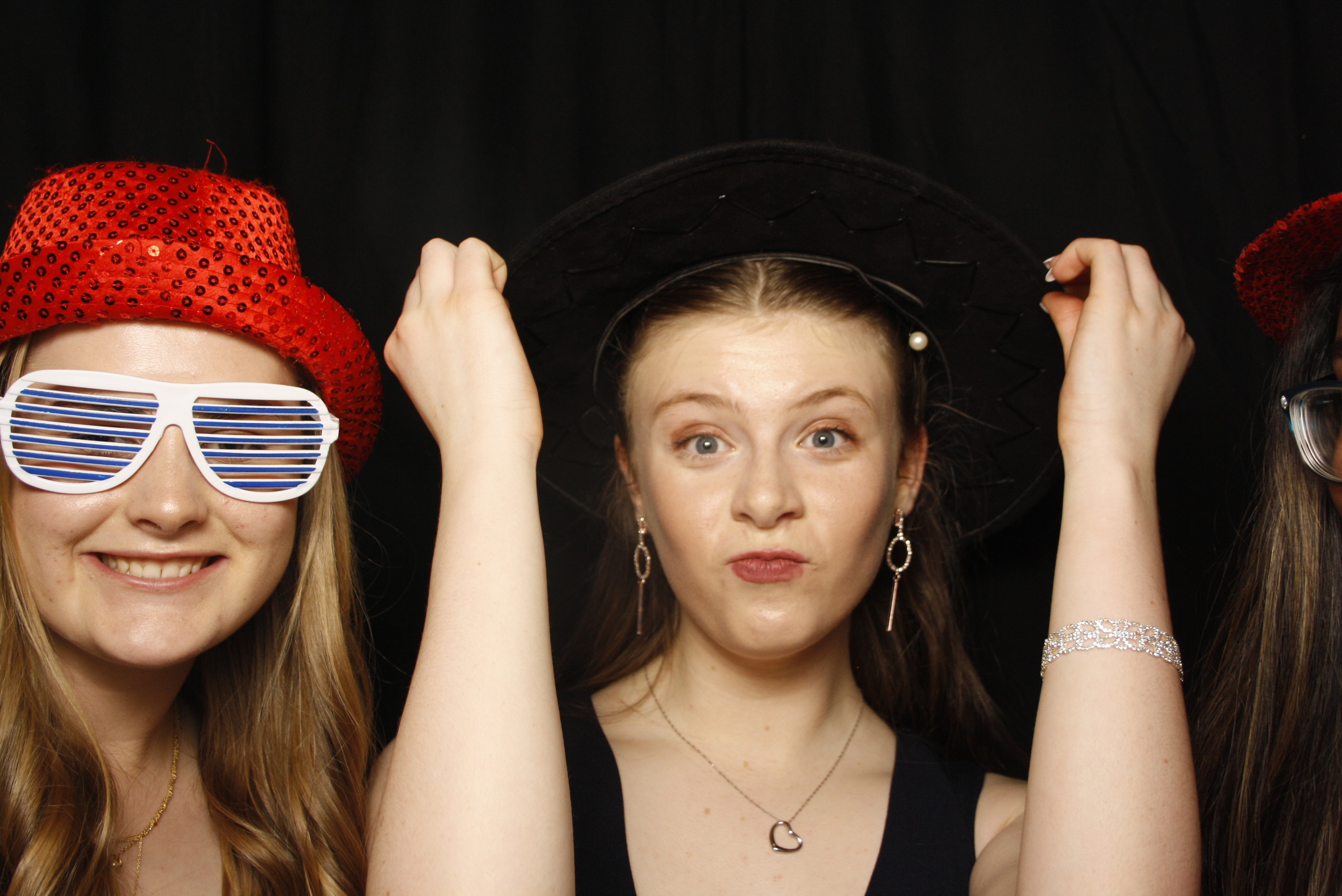 Whitby Collegiate School Ball - 2022 | View more photos from the event at wgtngallery.classicphotobooths.co.nz/u/wgtncpbgallery/Whitby-Collegiate-School-Ball-2022