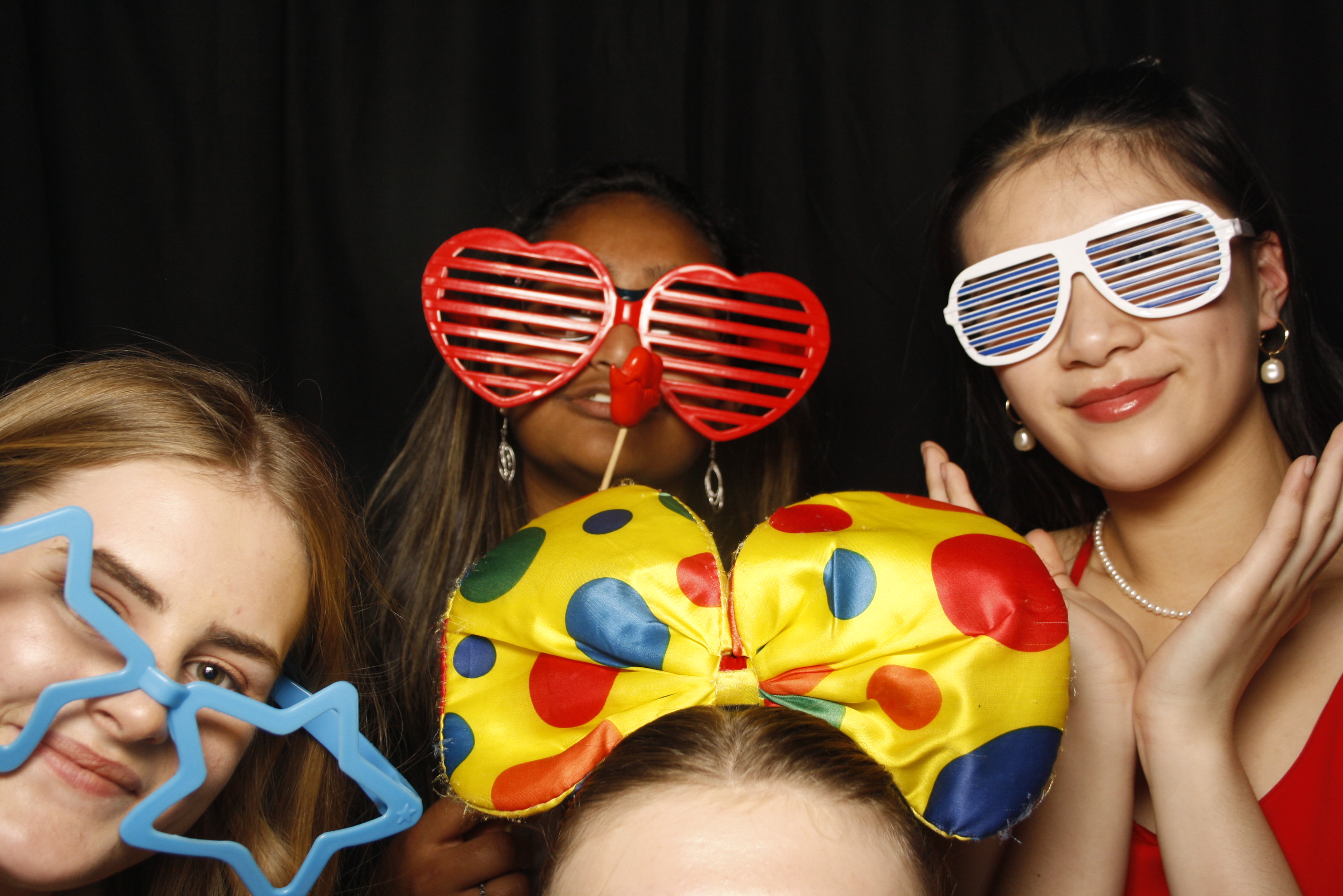 Whitby Collegiate School Ball - 2022 | View more photos from the event at wgtngallery.classicphotobooths.co.nz/u/wgtncpbgallery/Whitby-Collegiate-School-Ball-2022