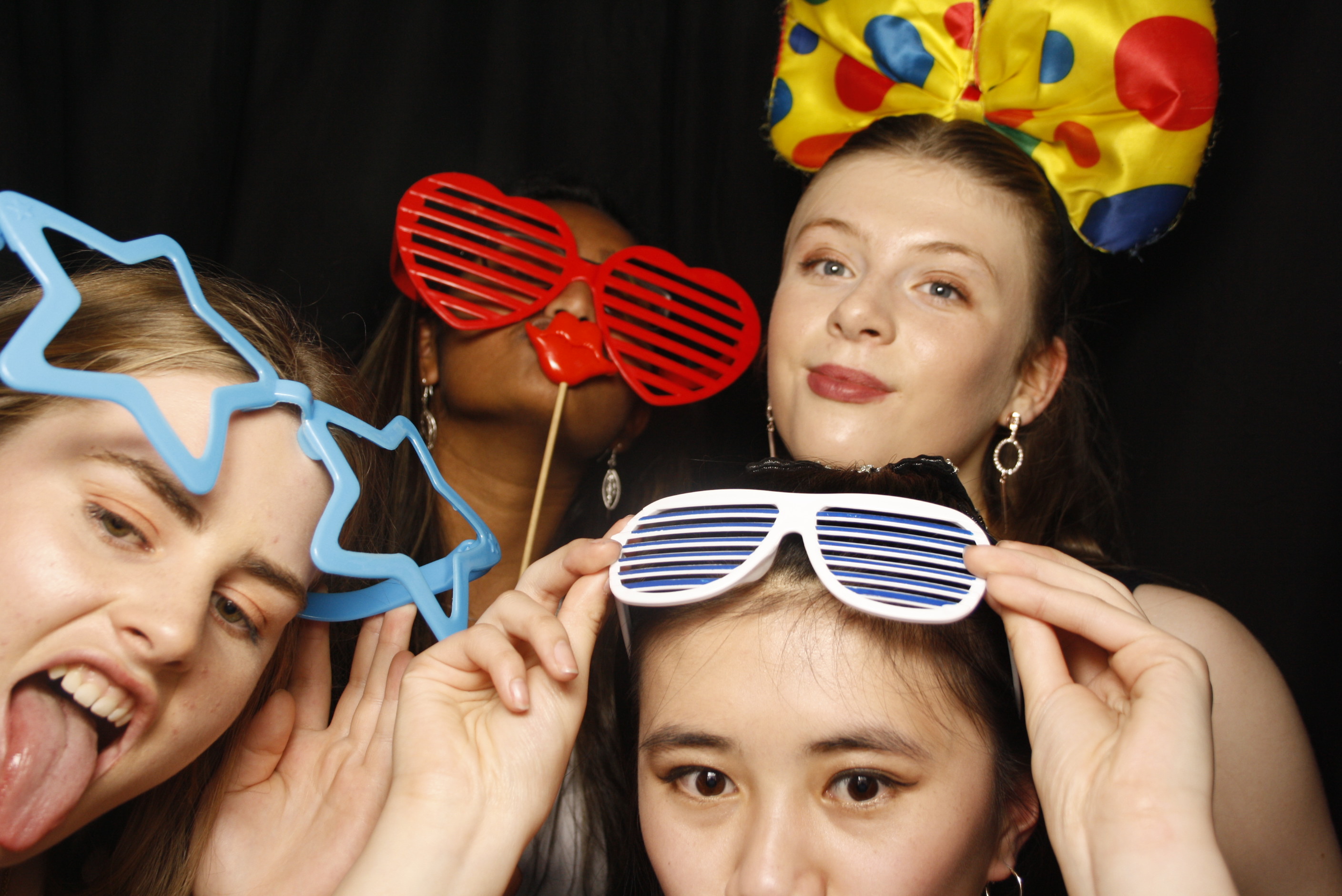 Whitby Collegiate School Ball - 2022 | View more photos from the event at wgtngallery.classicphotobooths.co.nz/u/wgtncpbgallery/Whitby-Collegiate-School-Ball-2022