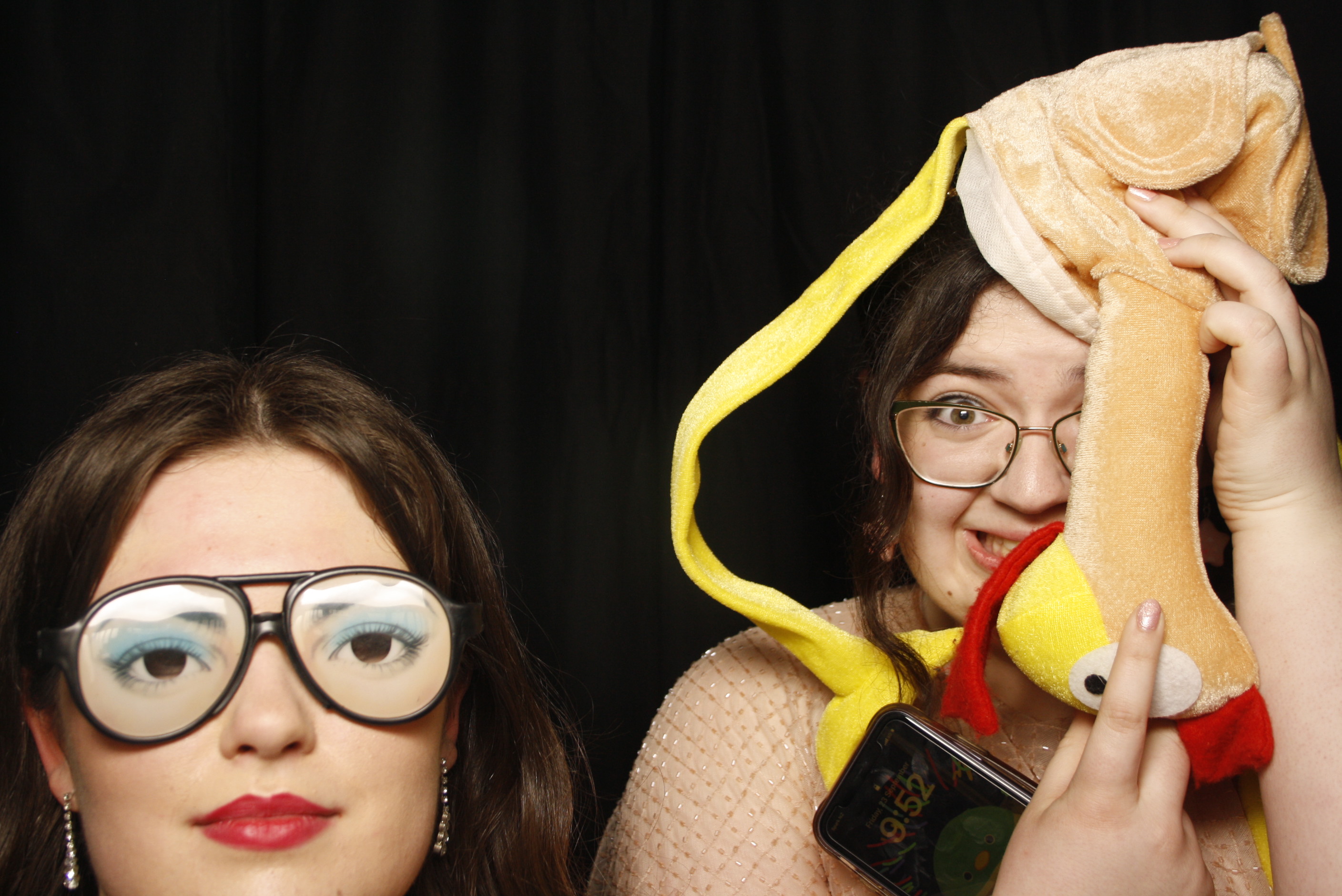 Whitby Collegiate School Ball - 2022 | View more photos from the event at wgtngallery.classicphotobooths.co.nz/u/wgtncpbgallery/Whitby-Collegiate-School-Ball-2022