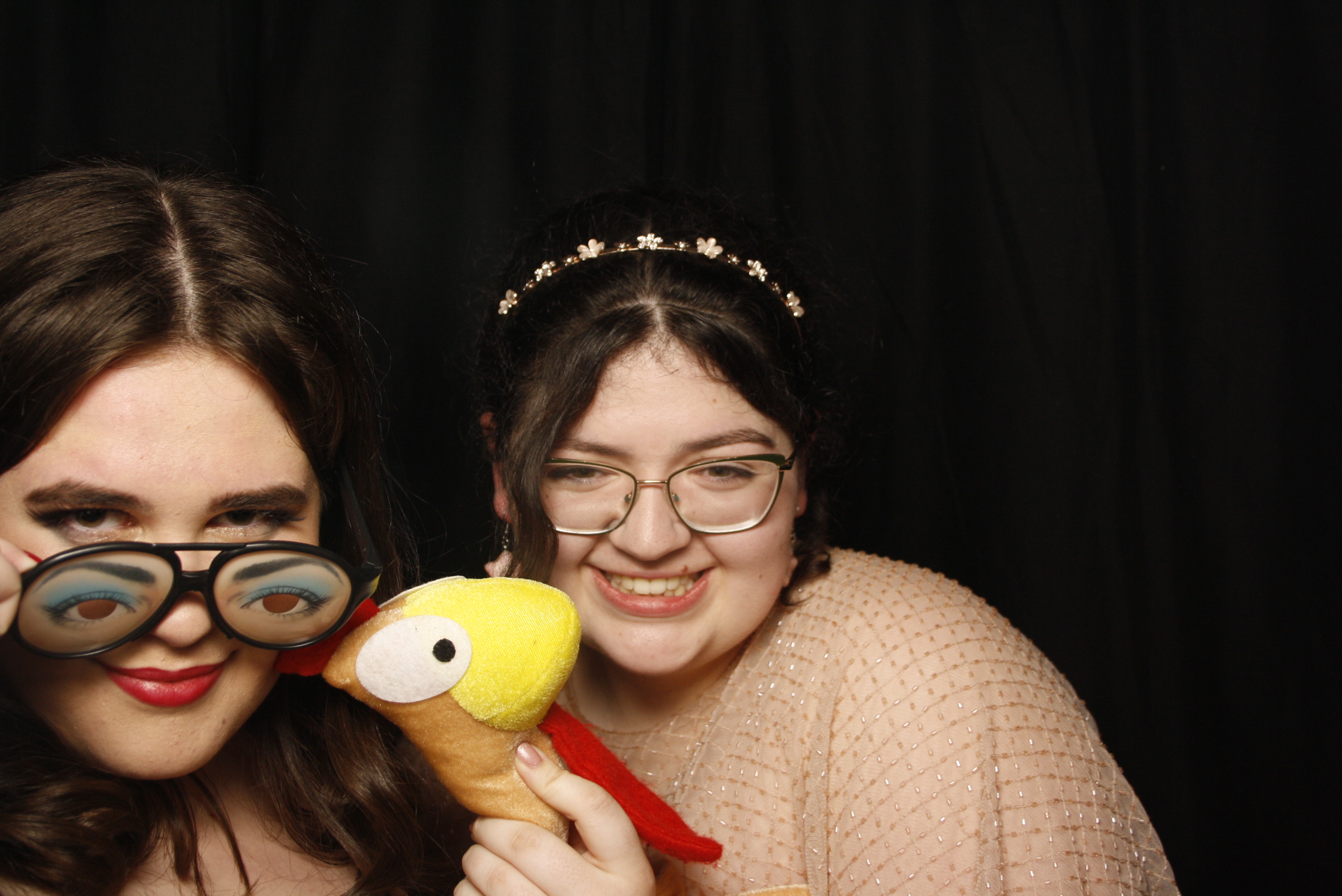 Whitby Collegiate School Ball - 2022 | View more photos from the event at wgtngallery.classicphotobooths.co.nz/u/wgtncpbgallery/Whitby-Collegiate-School-Ball-2022