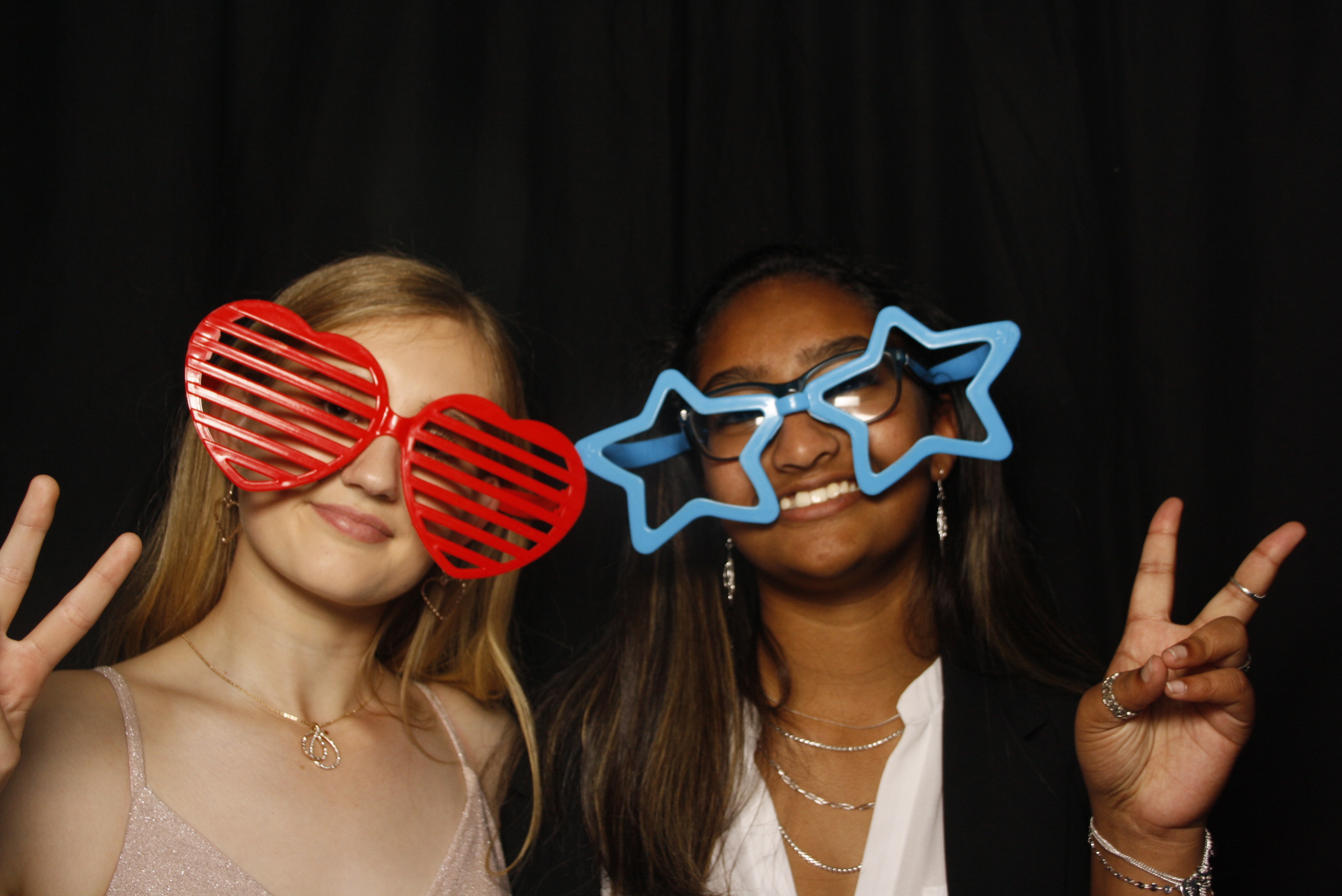 Whitby Collegiate School Ball - 2022 | View more photos from the event at wgtngallery.classicphotobooths.co.nz/u/wgtncpbgallery/Whitby-Collegiate-School-Ball-2022