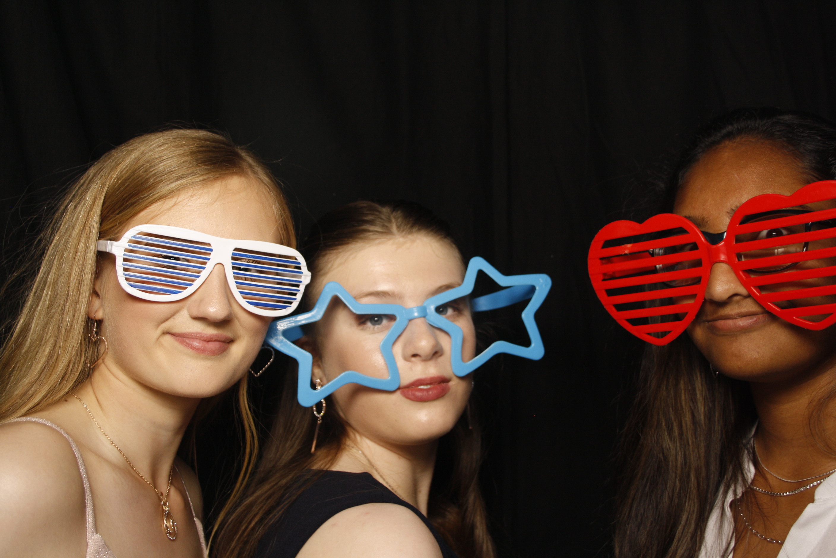 Whitby Collegiate School Ball - 2022 | View more photos from the event at wgtngallery.classicphotobooths.co.nz/u/wgtncpbgallery/Whitby-Collegiate-School-Ball-2022