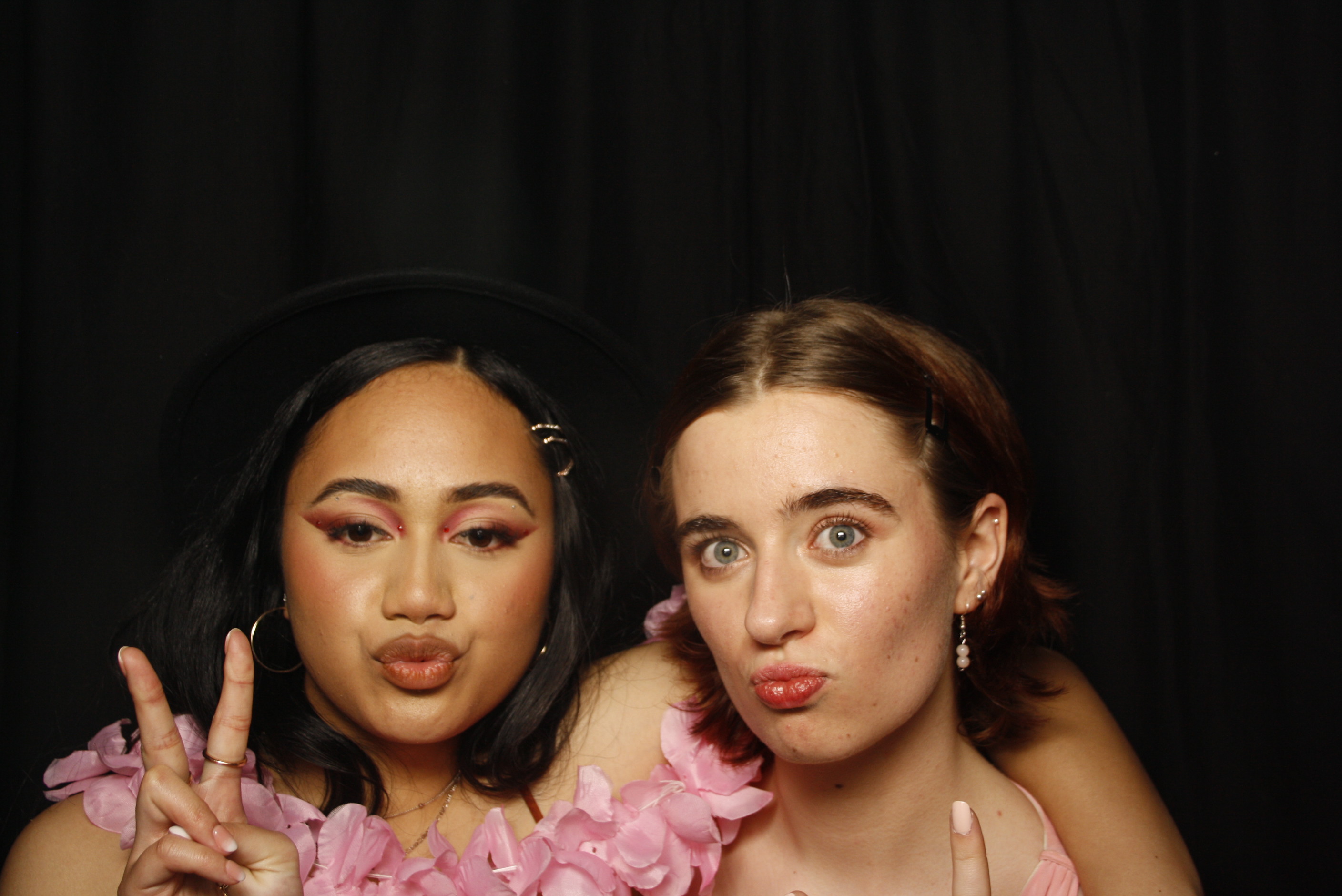 Whitby Collegiate School Ball - 2022 | View more photos from the event at wgtngallery.classicphotobooths.co.nz/u/wgtncpbgallery/Whitby-Collegiate-School-Ball-2022