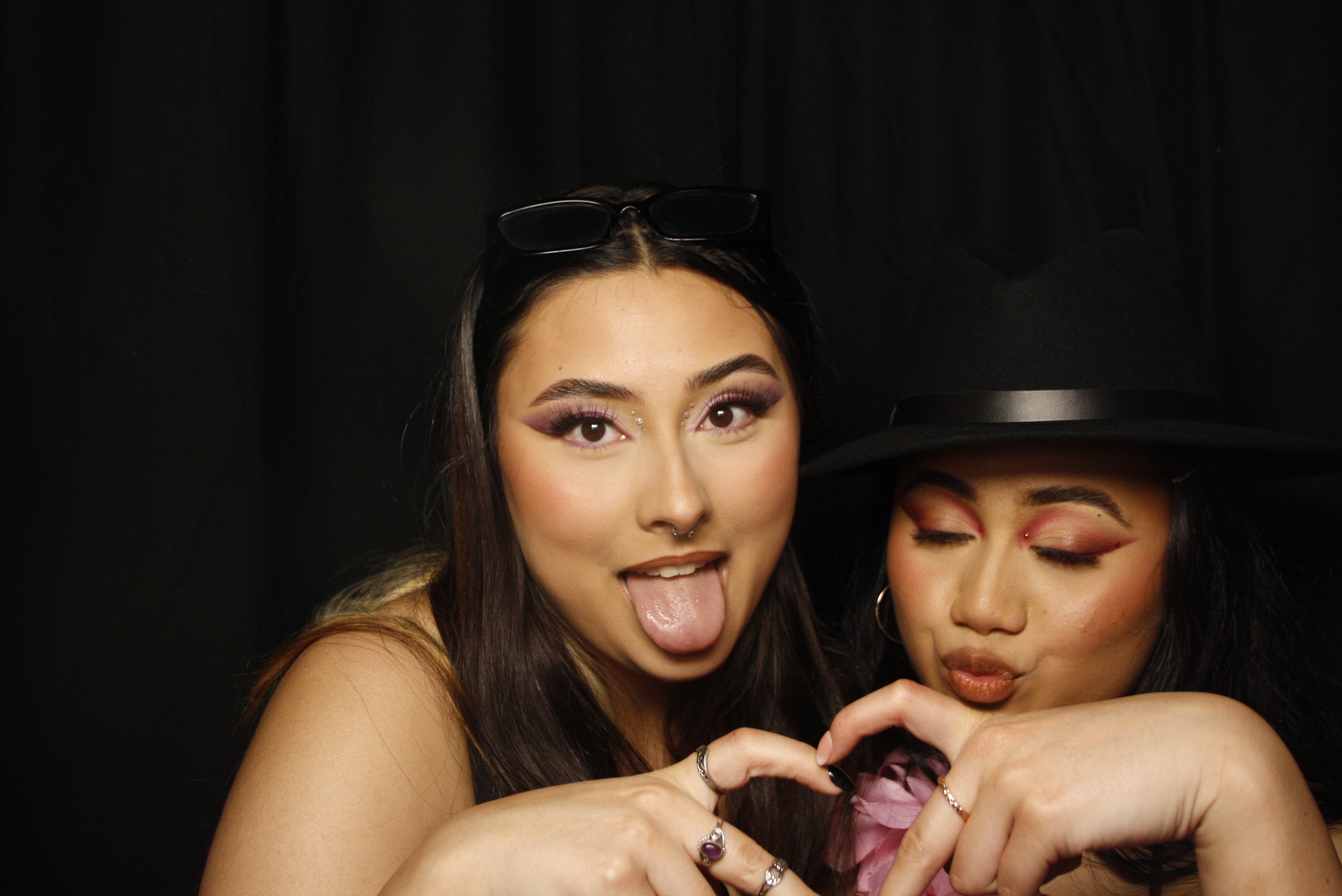 Whitby Collegiate School Ball - 2022 | View more photos from the event at wgtngallery.classicphotobooths.co.nz/u/wgtncpbgallery/Whitby-Collegiate-School-Ball-2022