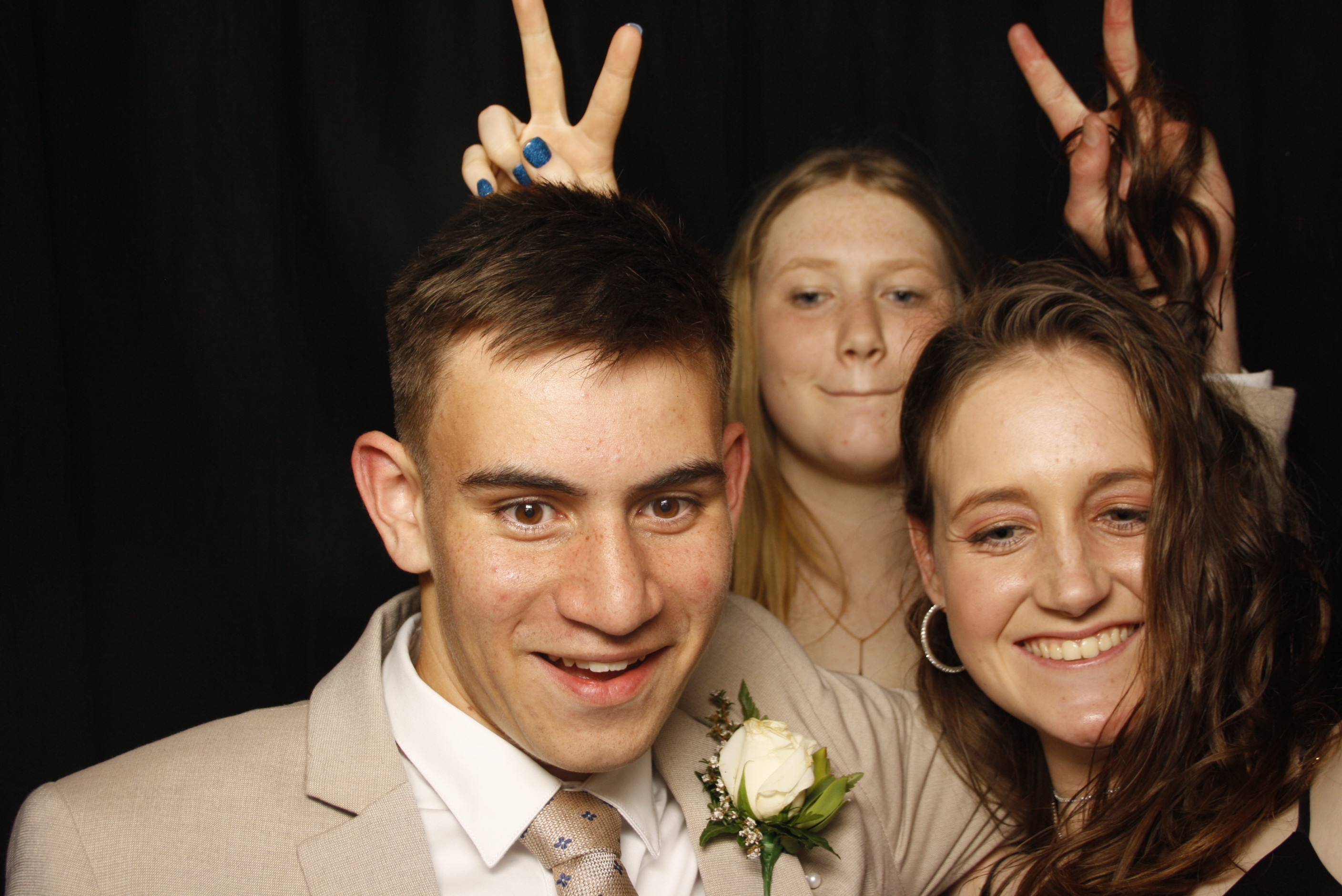 Whitby Collegiate School Ball - 2022 | View more photos from the event at wgtngallery.classicphotobooths.co.nz/u/wgtncpbgallery/Whitby-Collegiate-School-Ball-2022