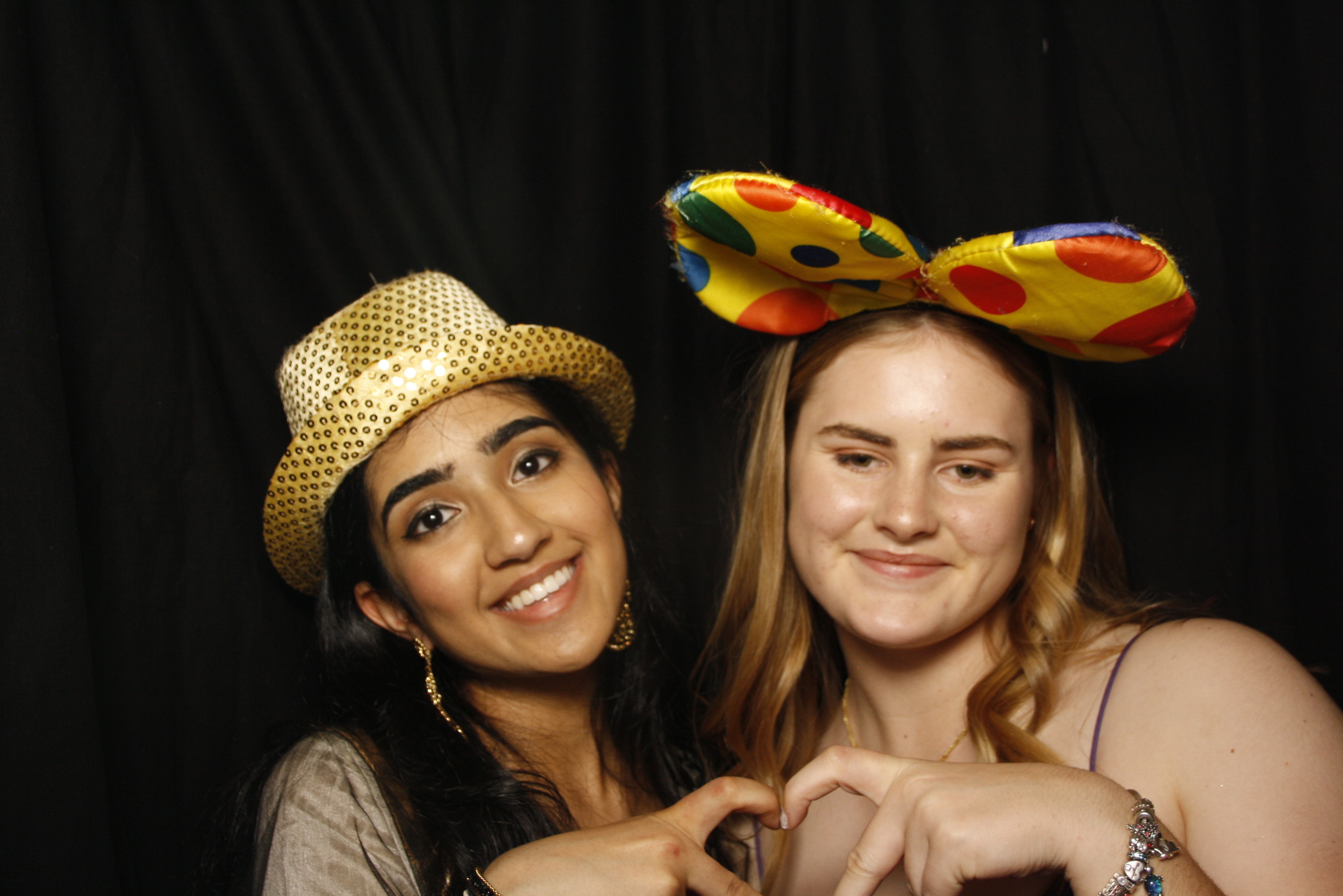 Whitby Collegiate School Ball - 2022 | View more photos from the event at wgtngallery.classicphotobooths.co.nz/u/wgtncpbgallery/Whitby-Collegiate-School-Ball-2022