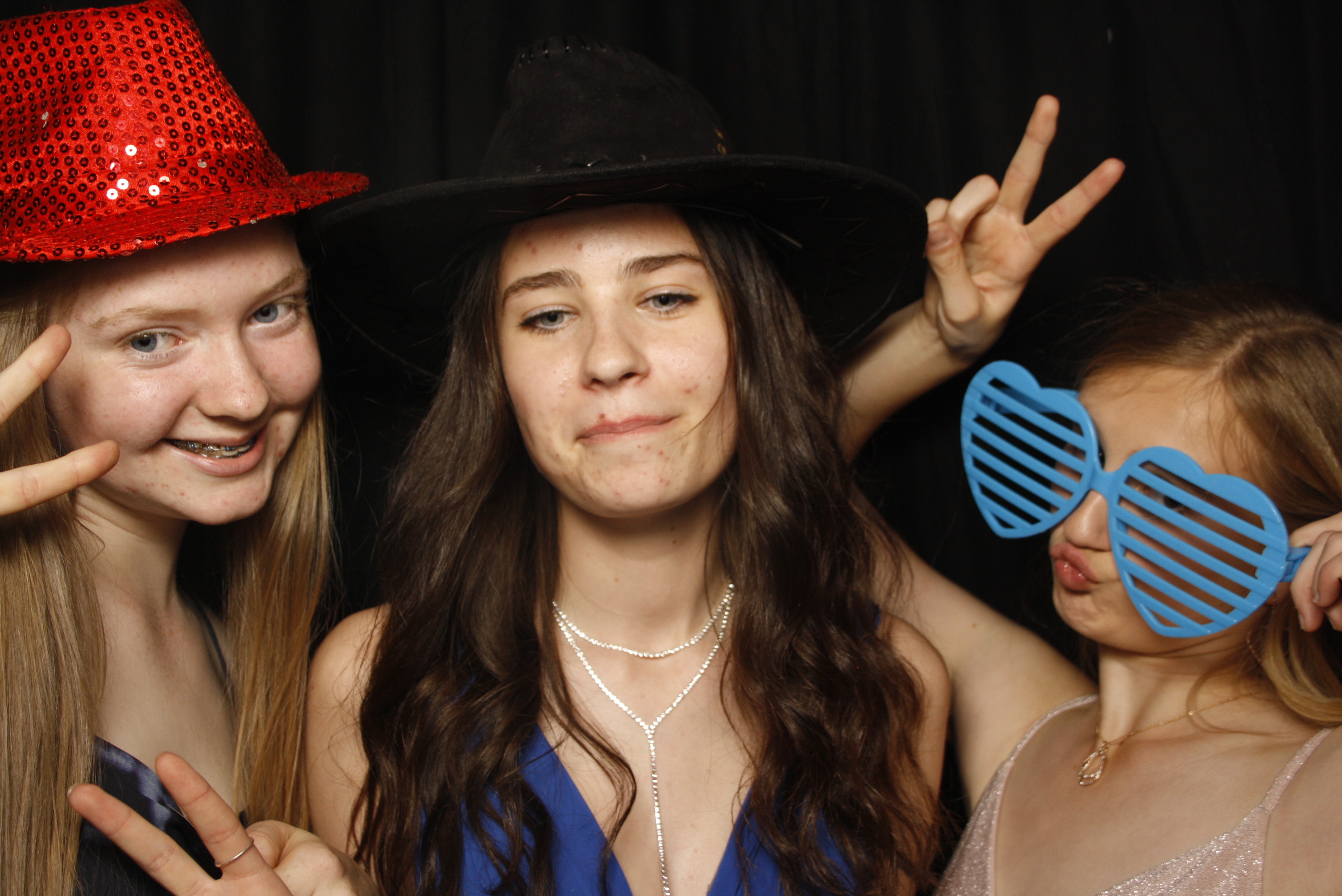 Whitby Collegiate School Ball - 2022 | View more photos from the event at wgtngallery.classicphotobooths.co.nz/u/wgtncpbgallery/Whitby-Collegiate-School-Ball-2022